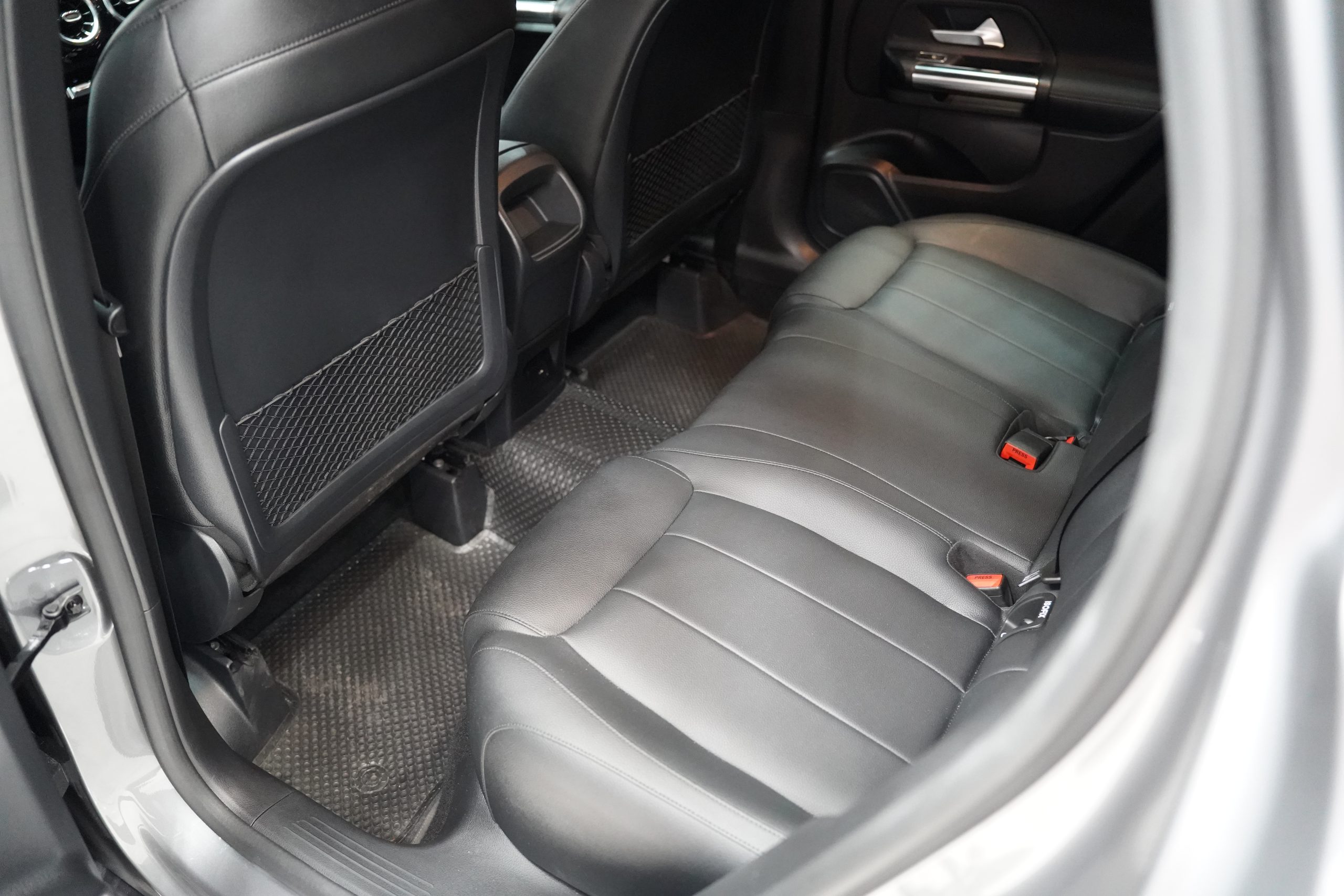 2022Mercedes-Benz GLA 200 Progressive W247 - Image 10