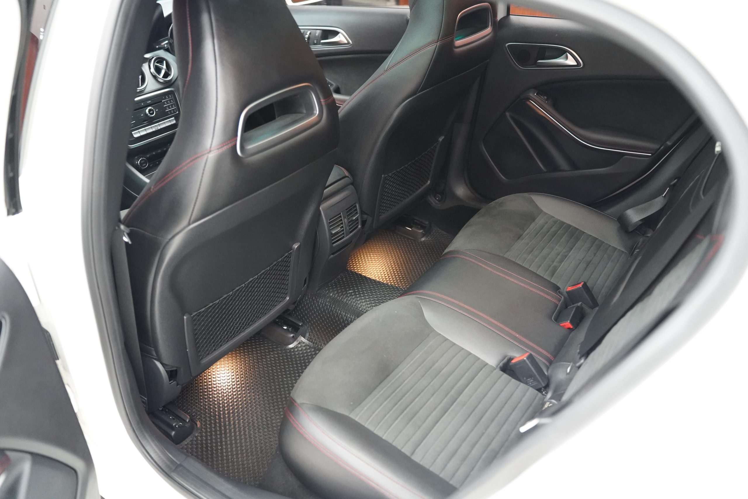 2019Mercedes-Benz GLA 250 AMG Night Edition W156 - Image 10