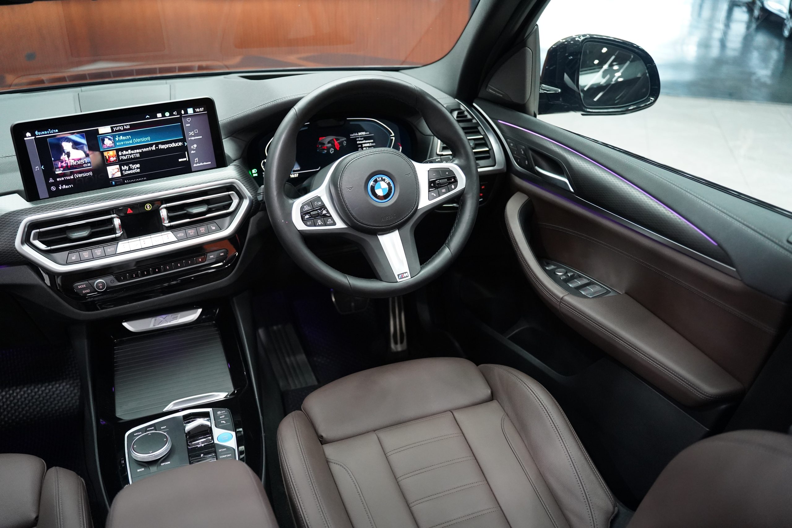 2023BMW iX3 M Sport - Image 18