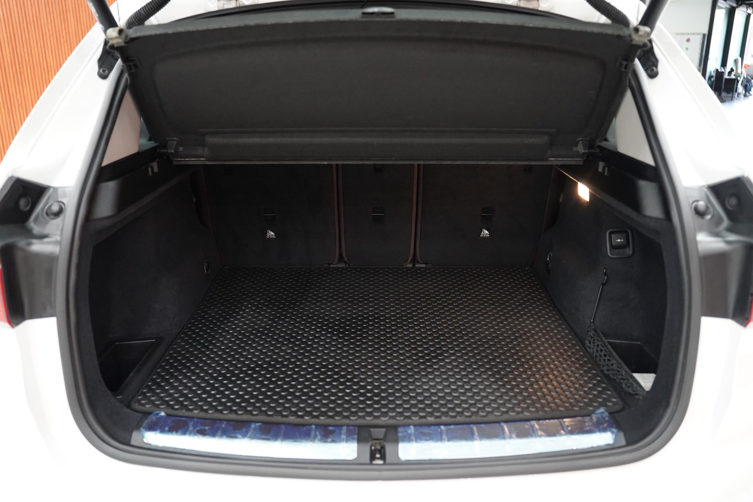 2018BMW X1 sDrive18i xLine - Image 12