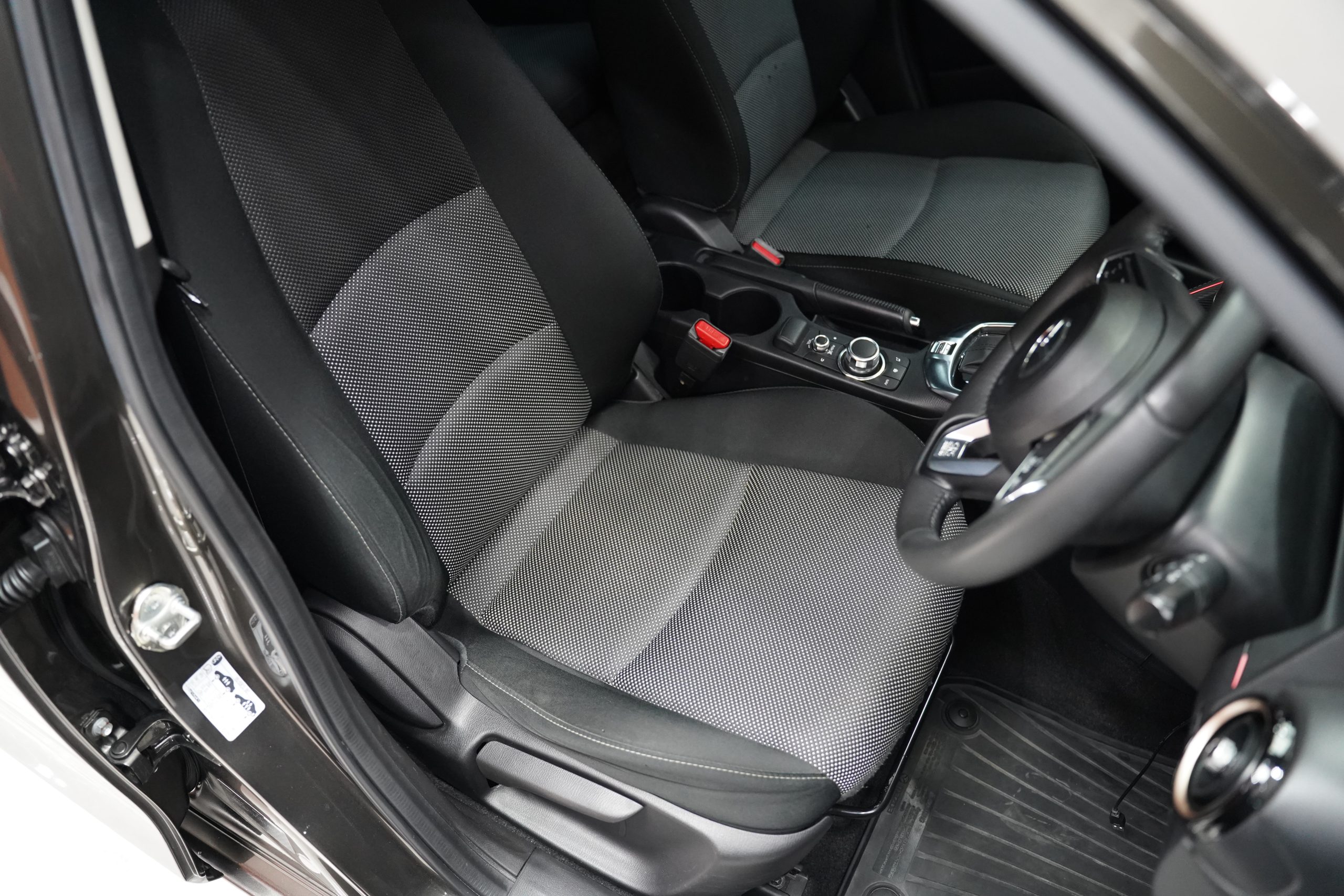 2018Mazda 2 1.3 Skyactiv-G High Connect - Image 16