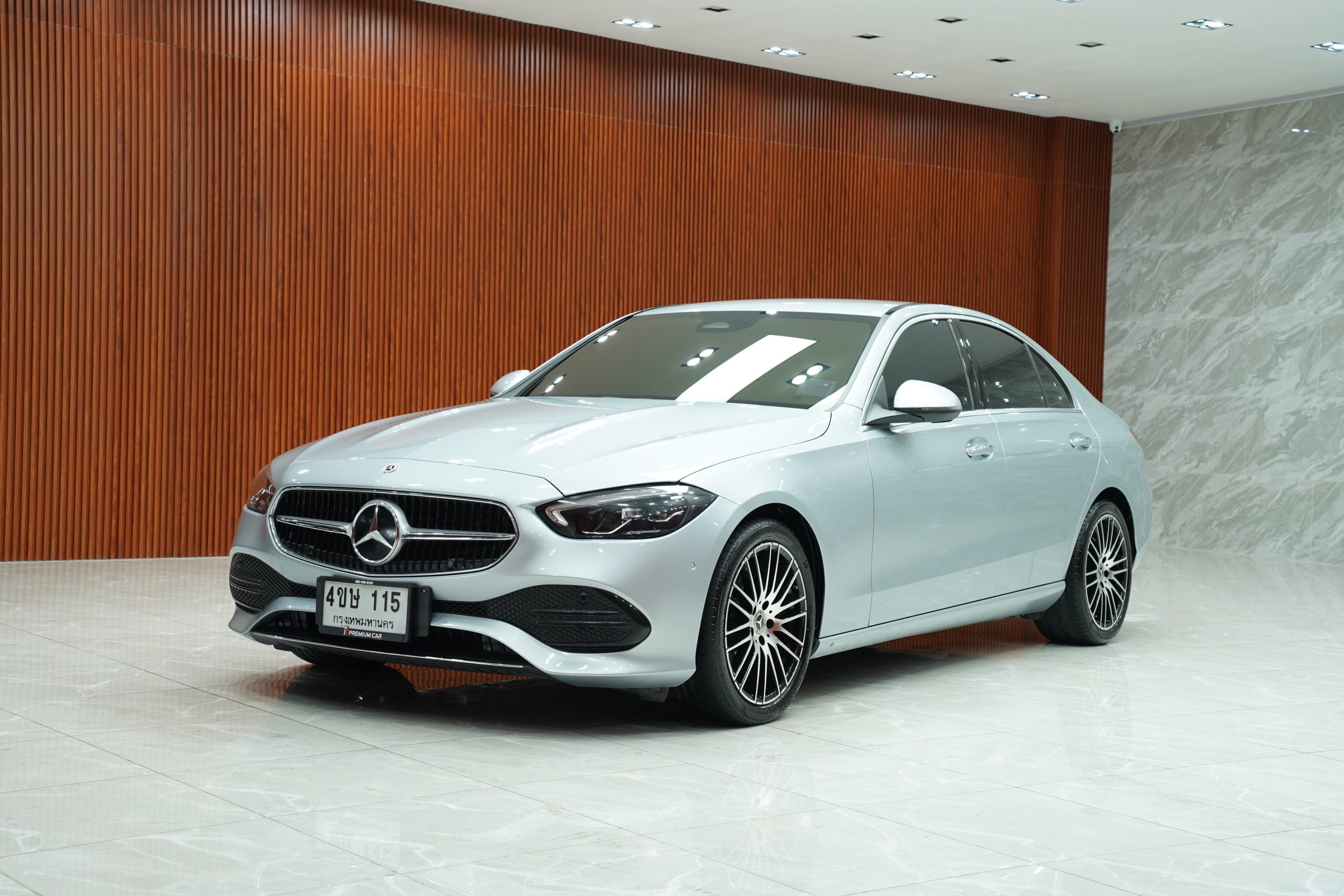 2023Mercedes-Benz C220d (W206) Avantgarde - Image 4
