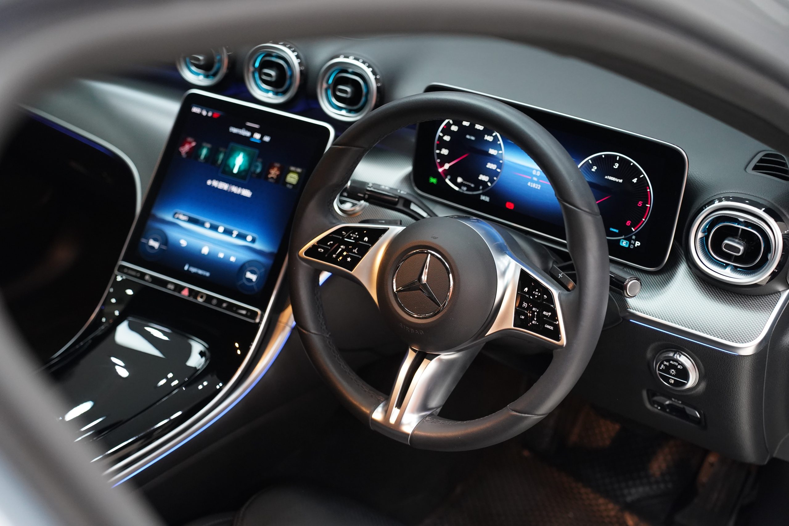 2023Mercedes-Benz C220d (W206) Avantgarde - Image 15