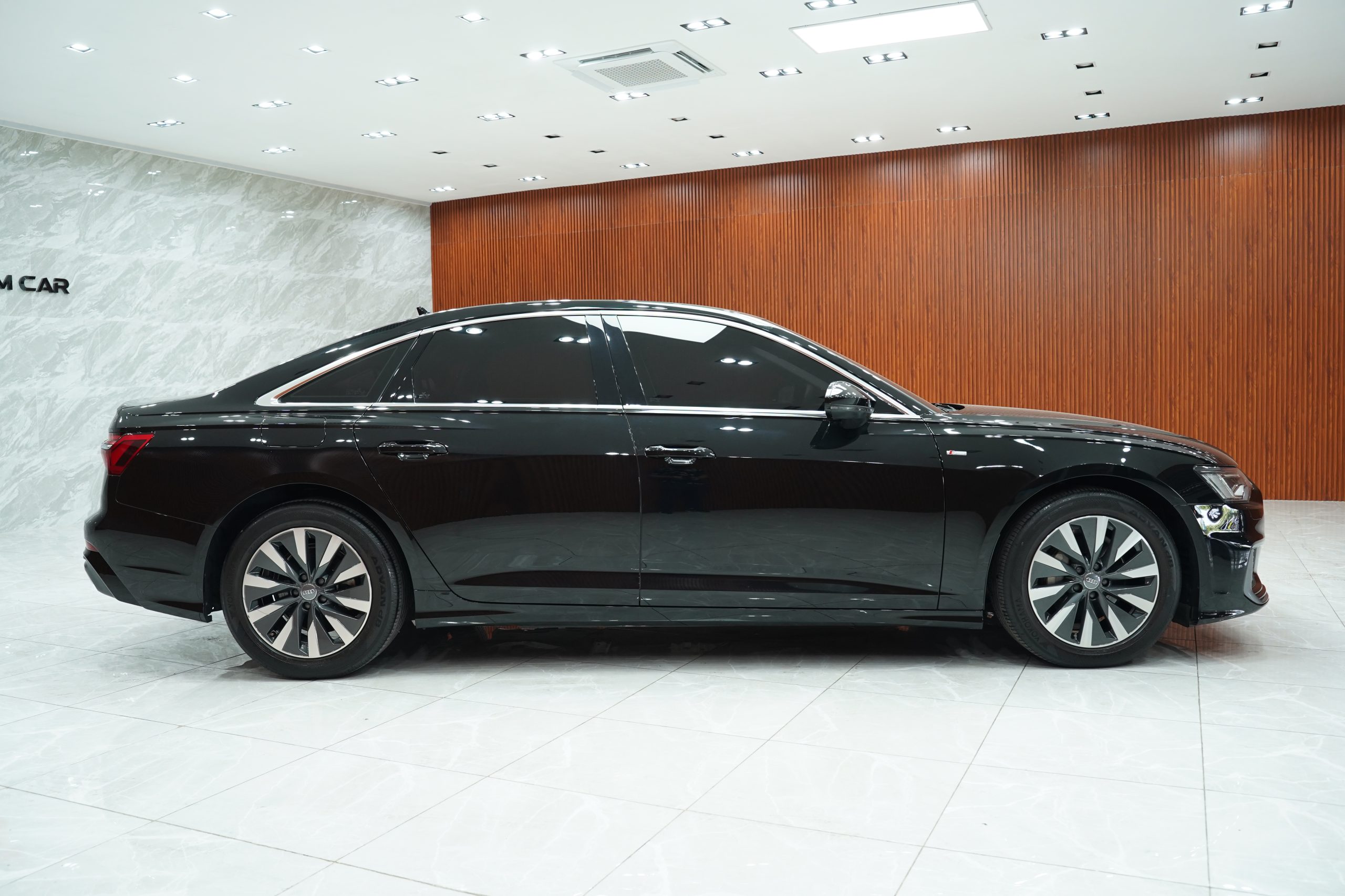 2021Audi A6 40 TFSI S line Sedan - Image 6