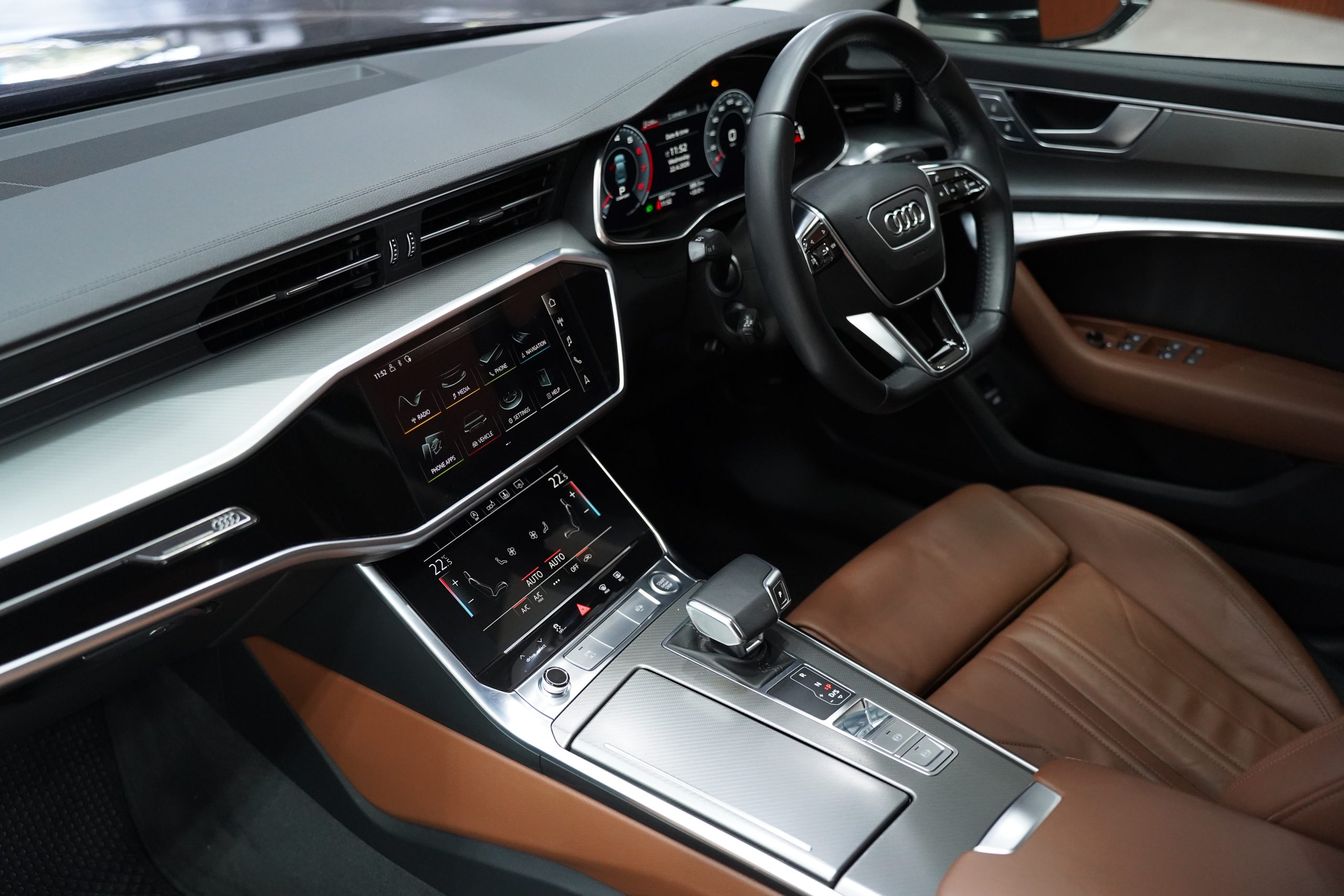 2021Audi A6 40 TFSI S line Sedan - Image 13