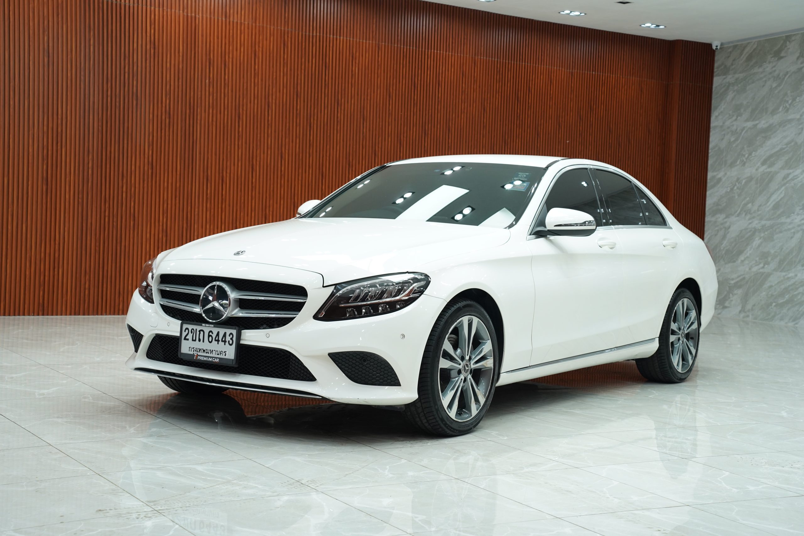 2022Mercedes-Benz C220d Avantgarde Facelift (W205) - Image 4