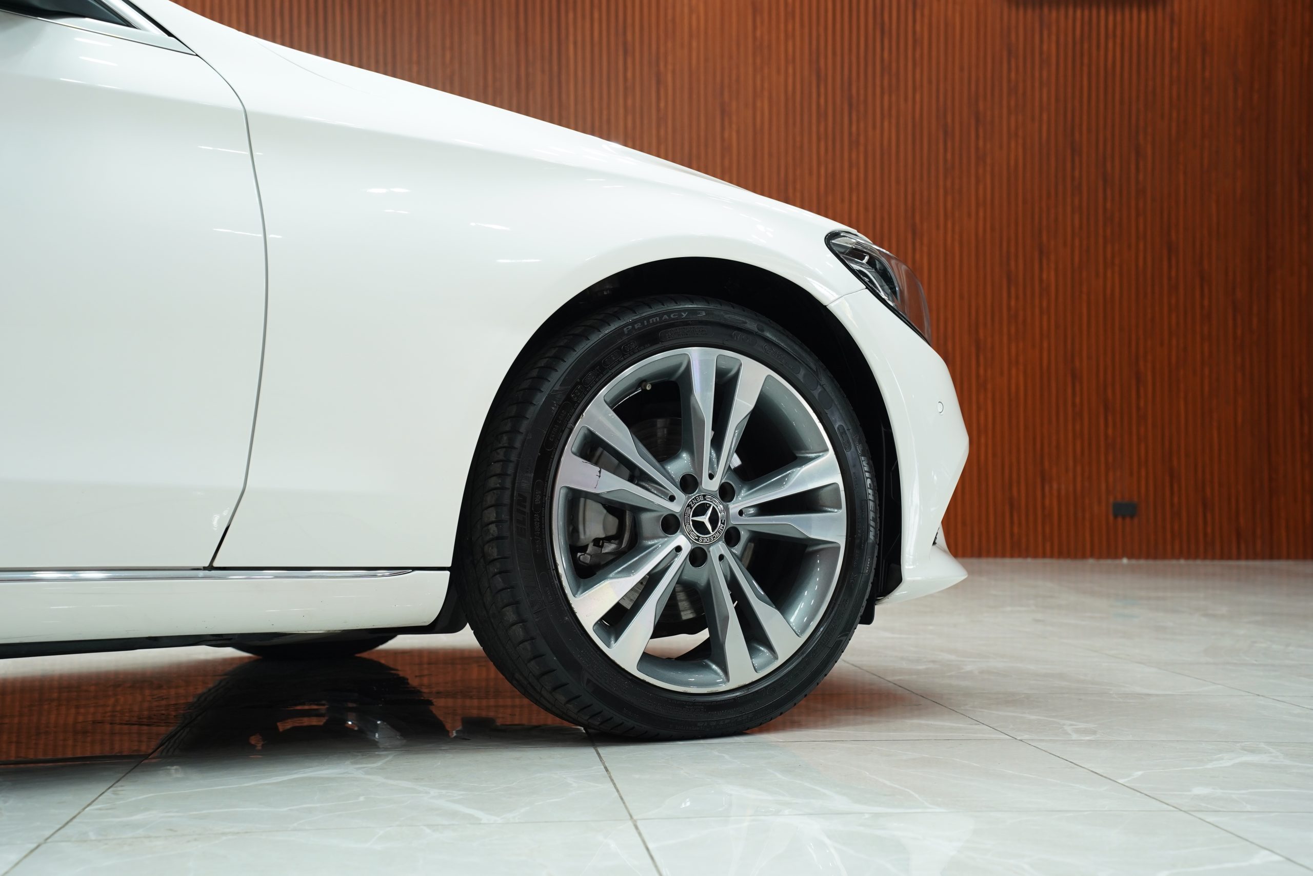 2022Mercedes-Benz C220d Avantgarde Facelift (W205) - Image 5