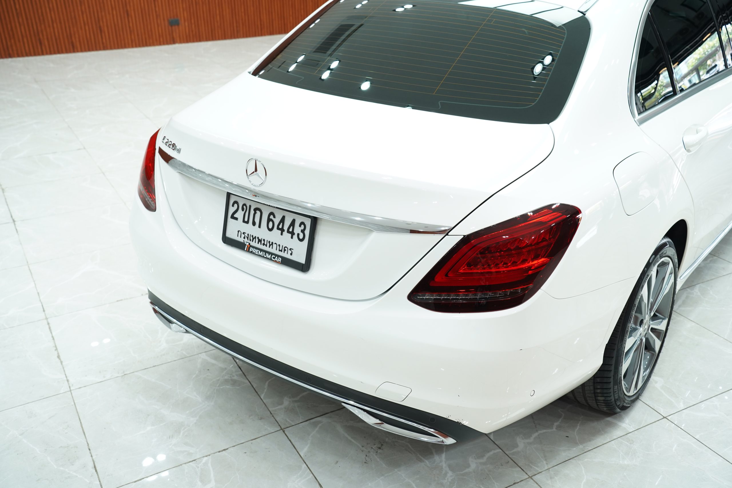 2022Mercedes-Benz C220d Avantgarde Facelift (W205) - Image 8