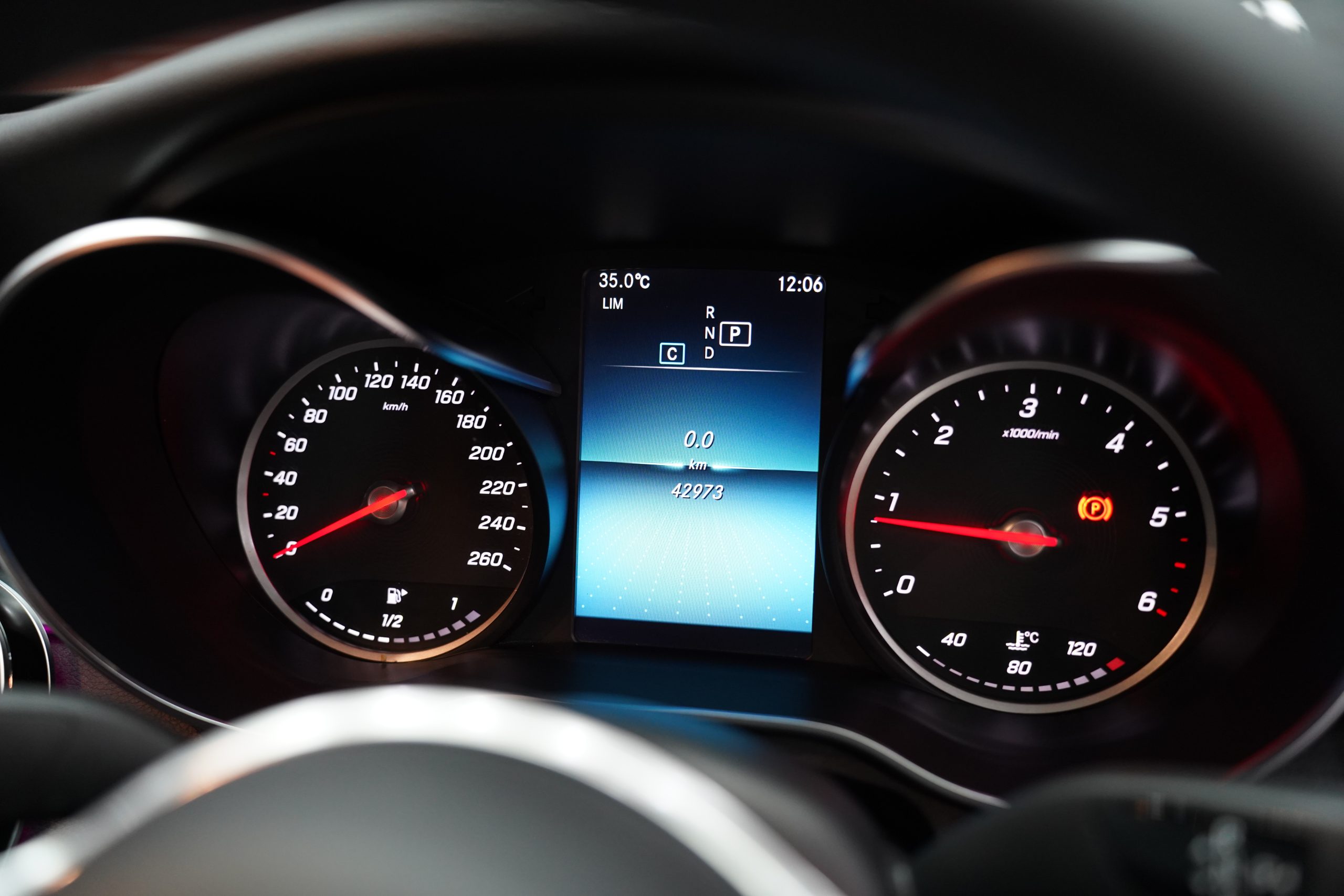 2022Mercedes-Benz C220d Avantgarde Facelift (W205) - Image 19