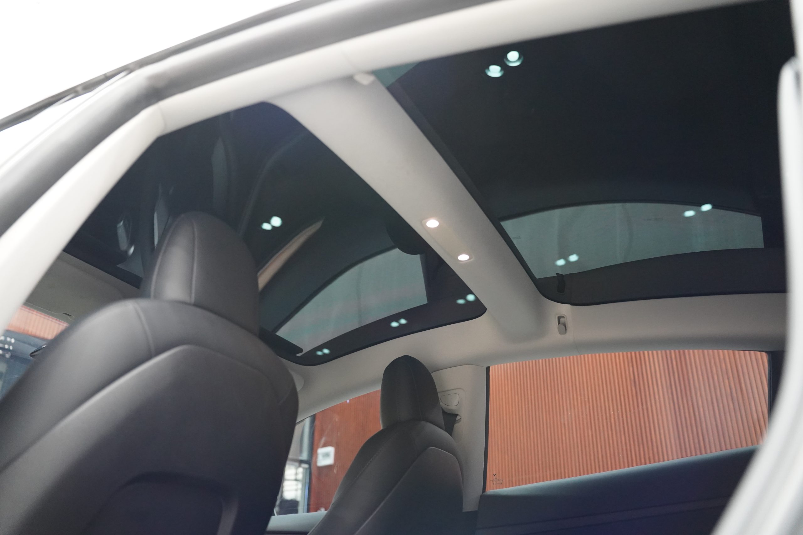 2022Tesla Model 3 Standard RWD - Image 12