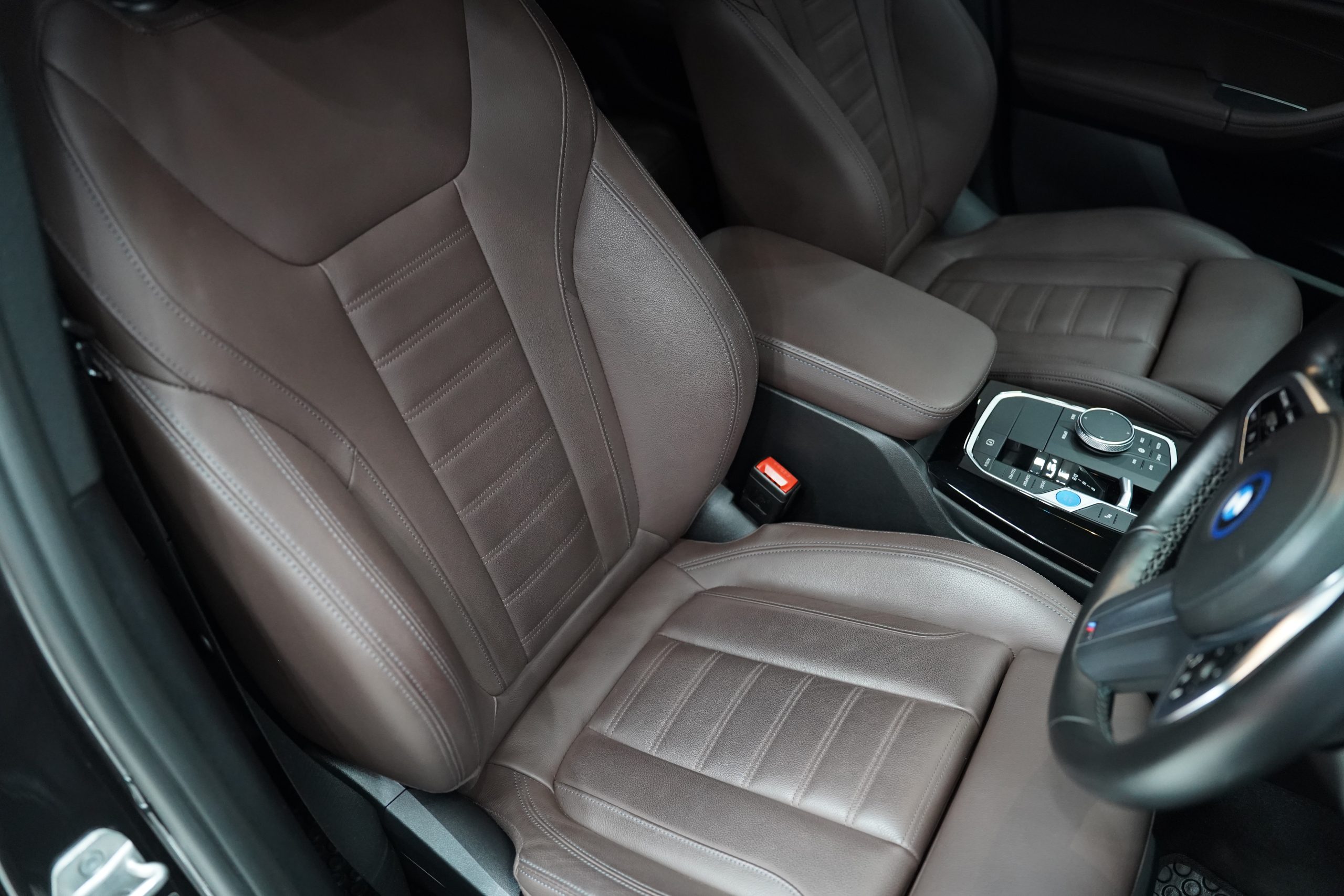 2024BMW iX3 M Sport รุ่น Inspiring - Image 14