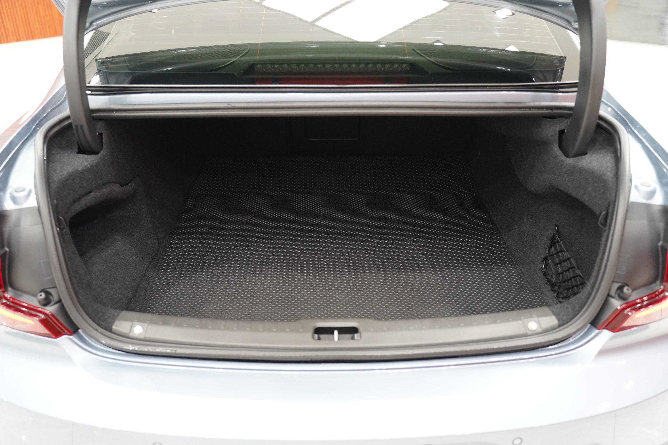2018Volvo S90 D4 Momentum - Image 11