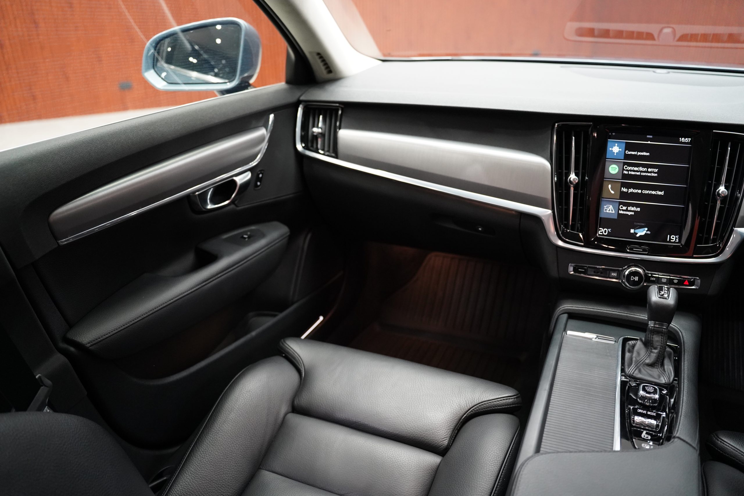2018Volvo S90 D4 Momentum - Image 21