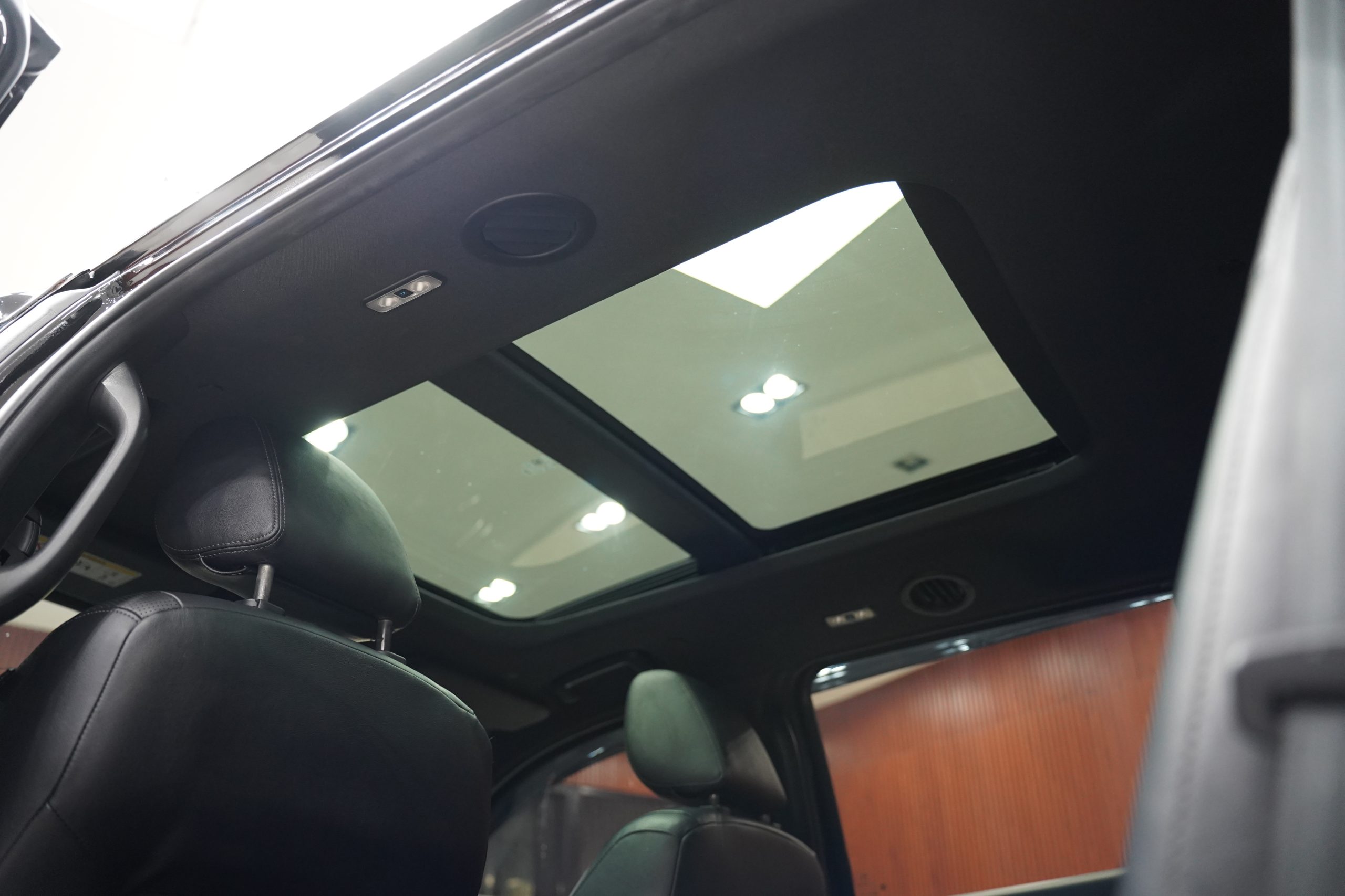 2019Ford Everest 2.0 Titanium+ - Image 12