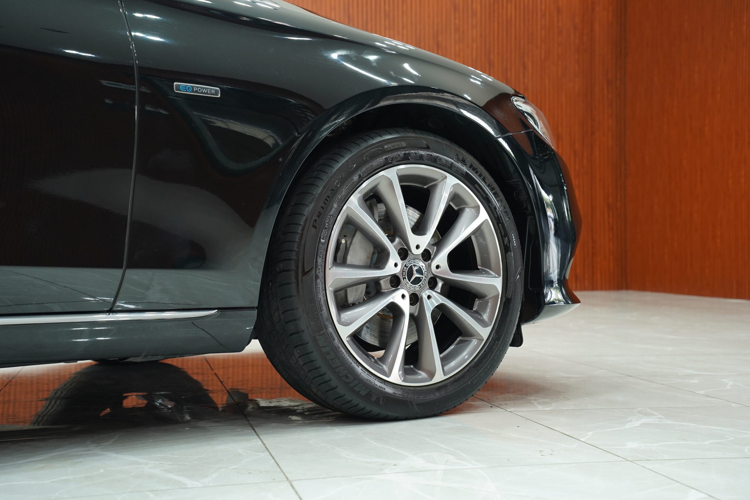 2019Mercedes-Benz E350e - Image 5
