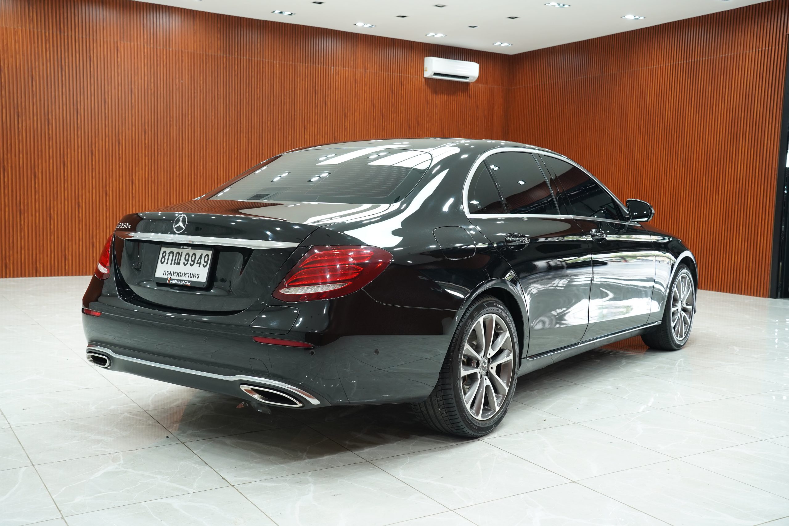 2019Mercedes-Benz E350e - Image 7