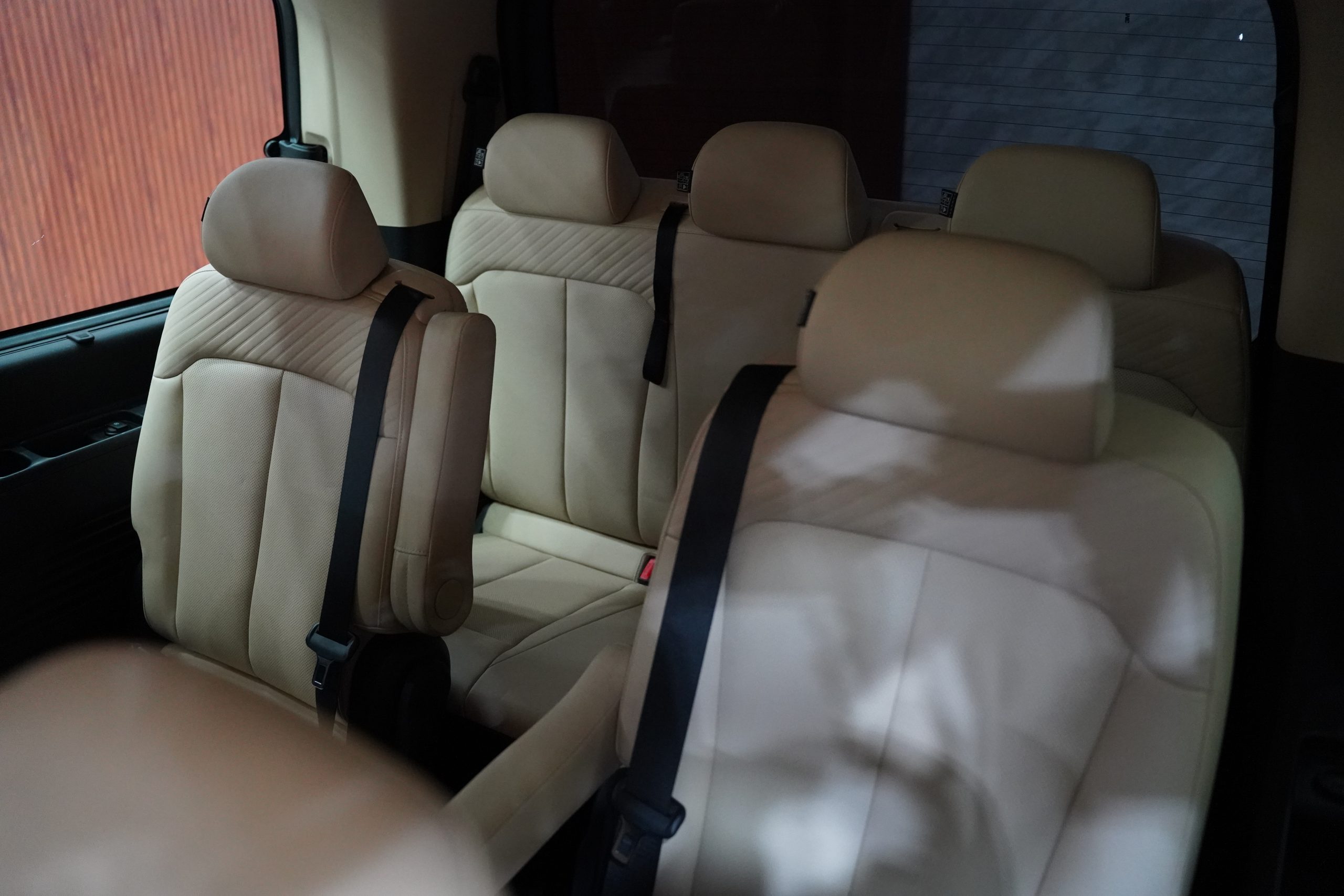 2021Hyundai Staria SEL - Image 12