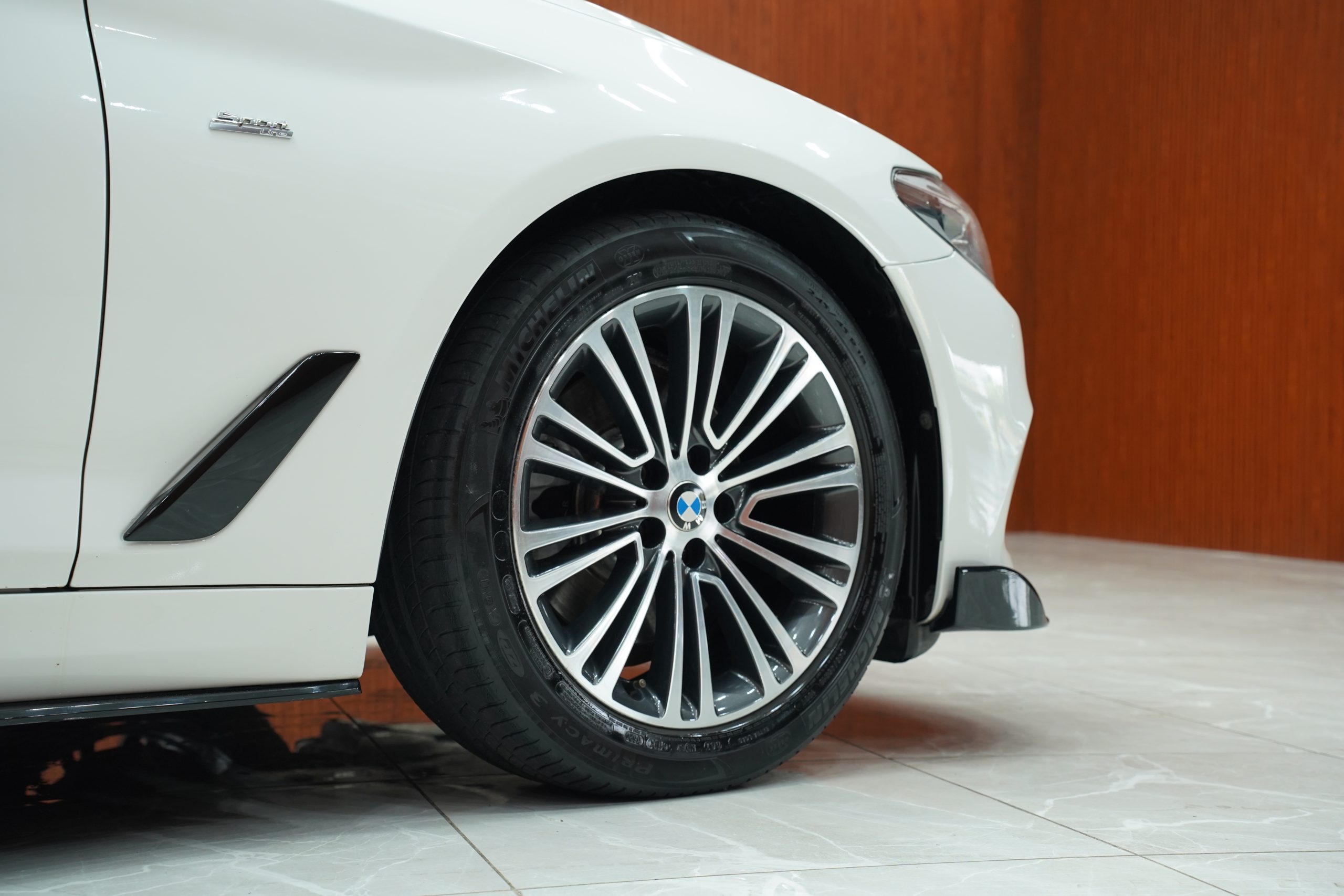 2018BMW 520d Sport - Image 5