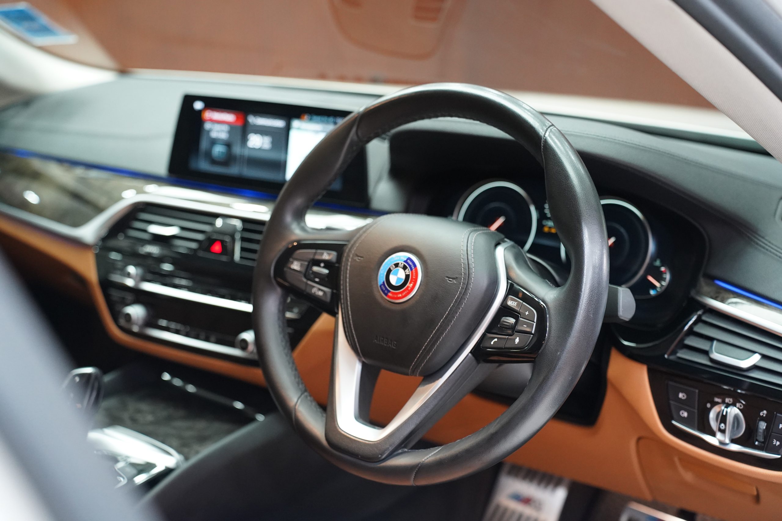 2018BMW 520d Sport - Image 16