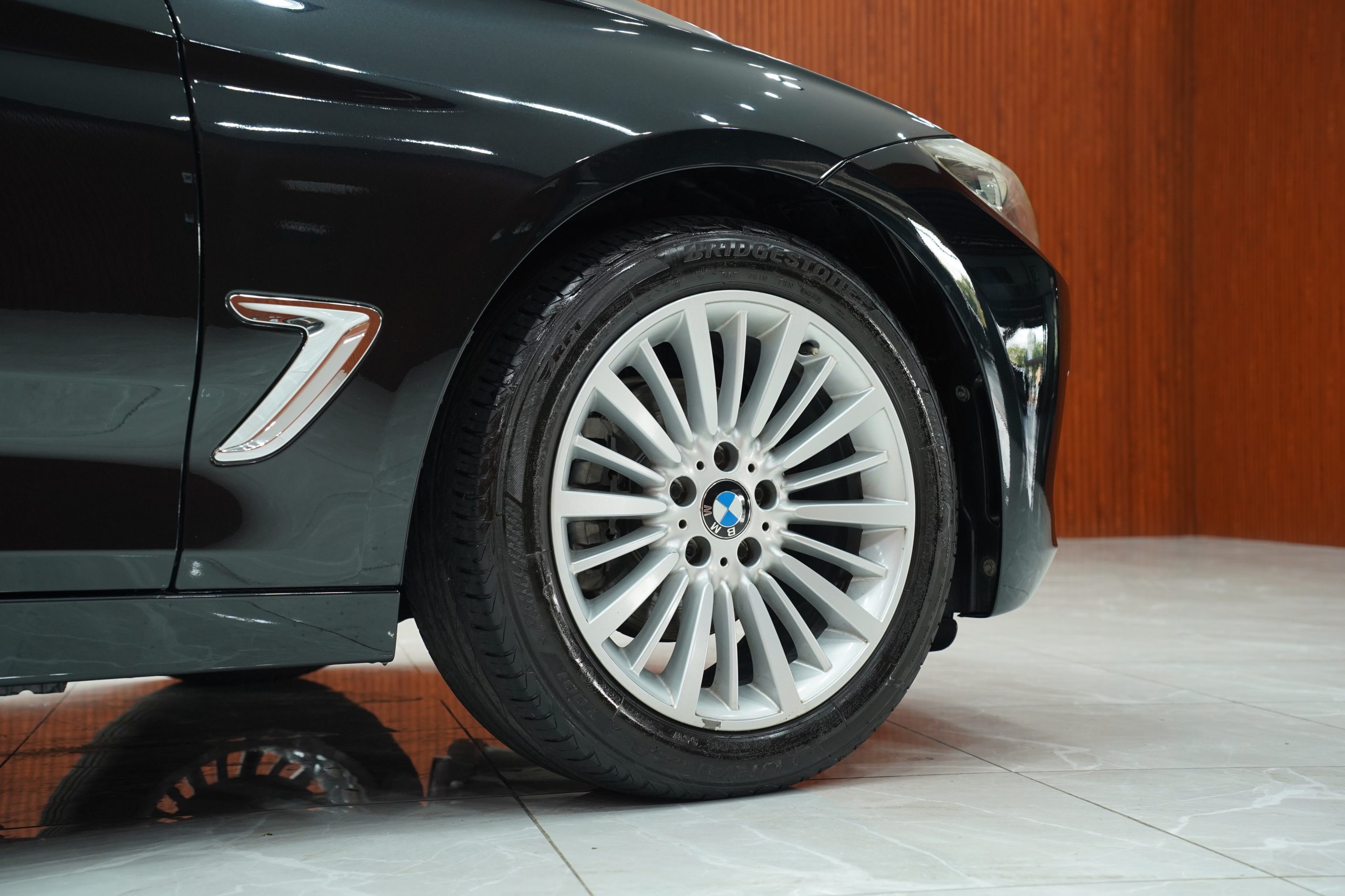 2019BMW 320d GT Luxury LCI (F34) - Image 5
