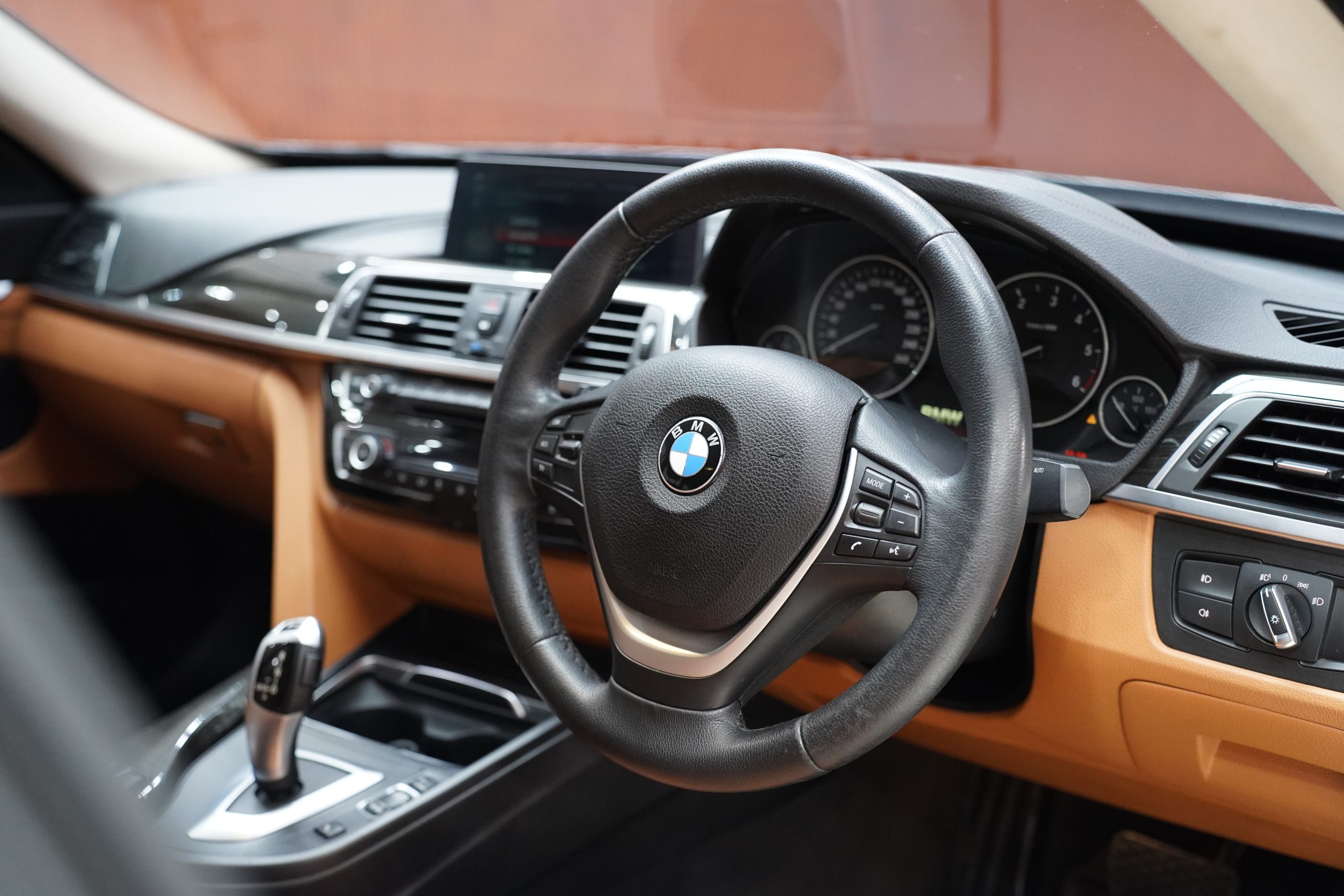 2019BMW 320d GT Luxury LCI (F34) - Image 15