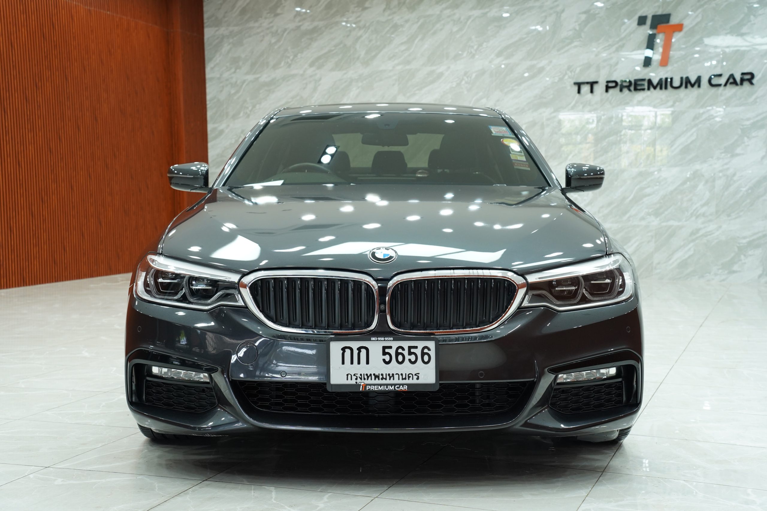 2017BMW 530i M Sport limousine (G30) - Image 4