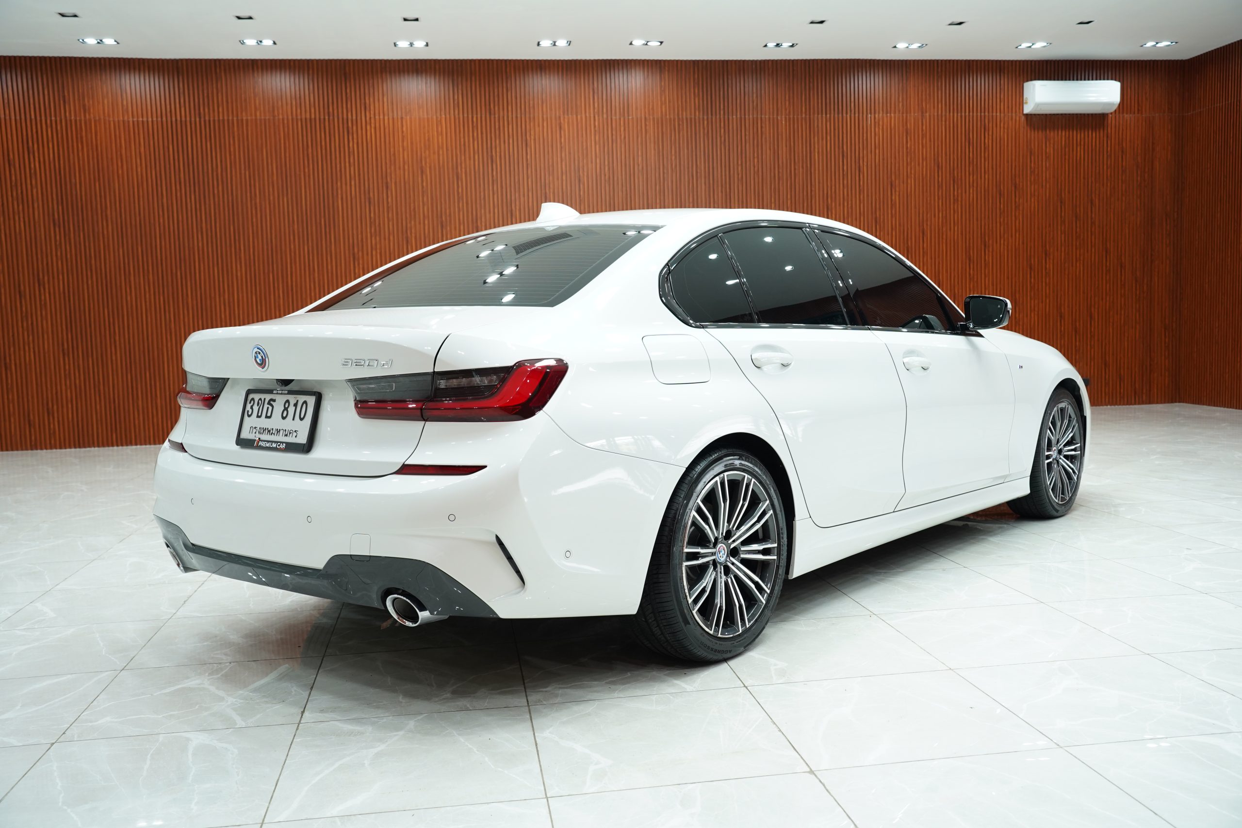 2022 BMW 320d 2.0 G20 (ปี 19-26) M Sport Sedan - Image 8