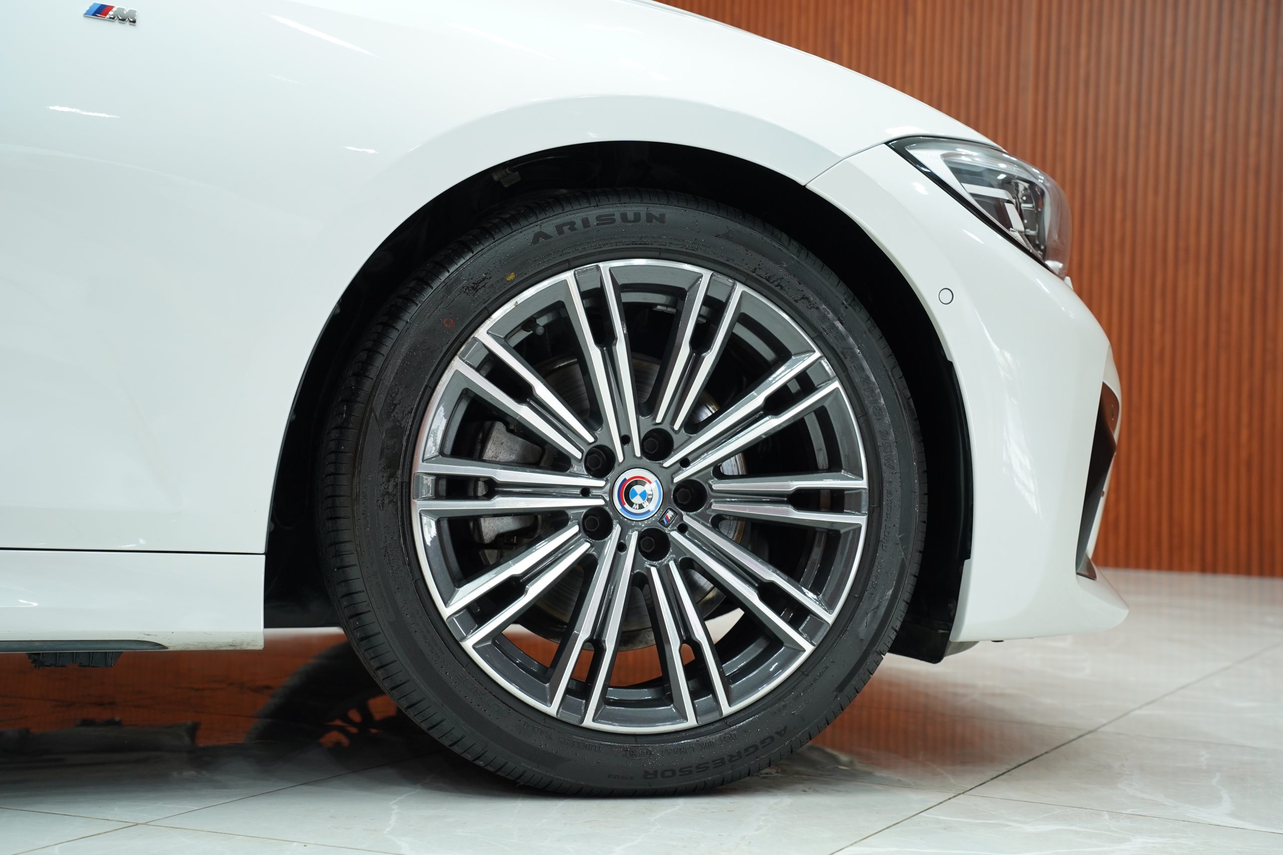 2022 BMW 320d 2.0 G20 (ปี 19-26) M Sport Sedan - Image 10