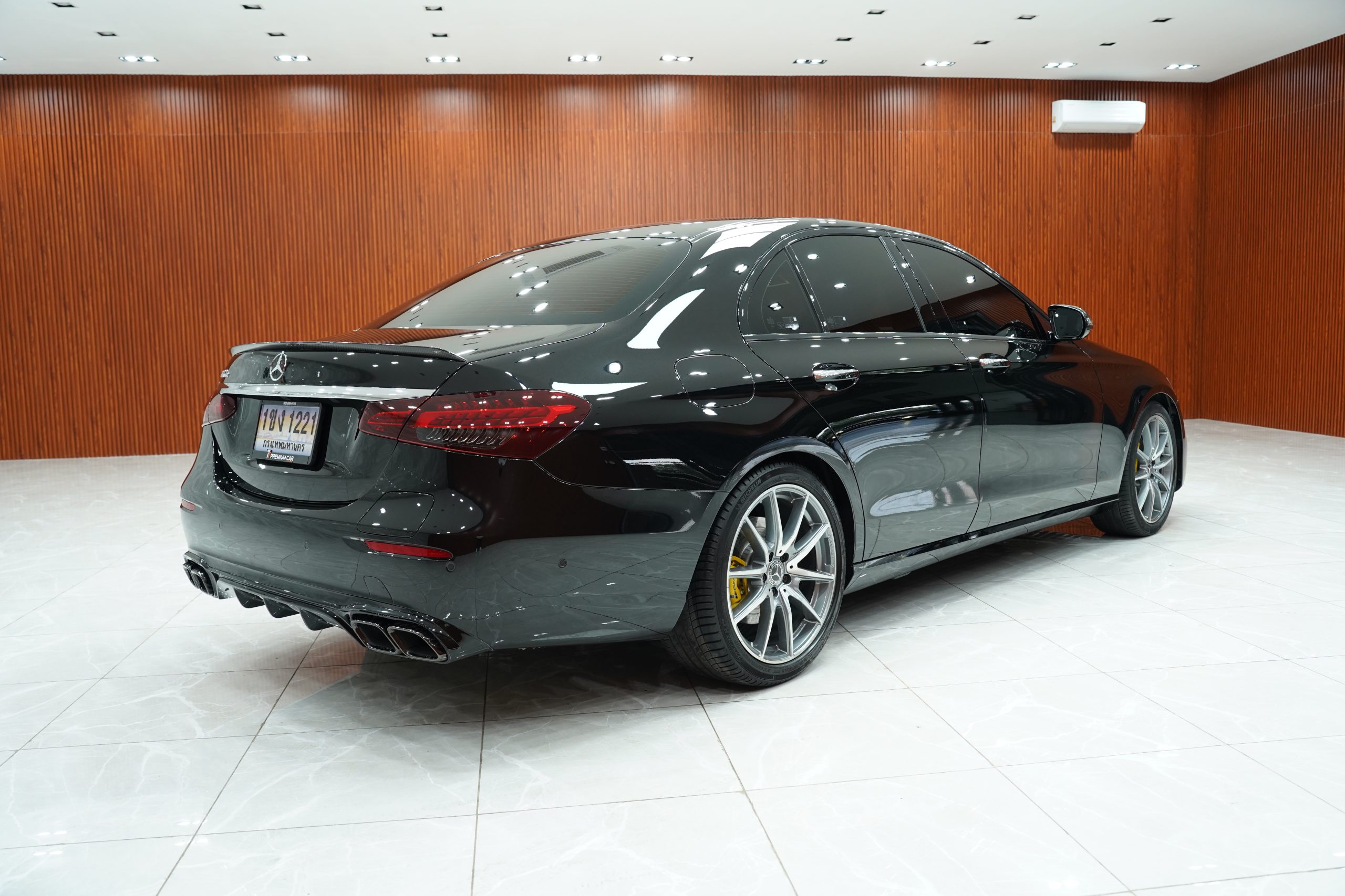 2023 Mercedes-Benz E300 2.0 W213 (ปี 16-23) e Avantgarde Sedan - Image 8