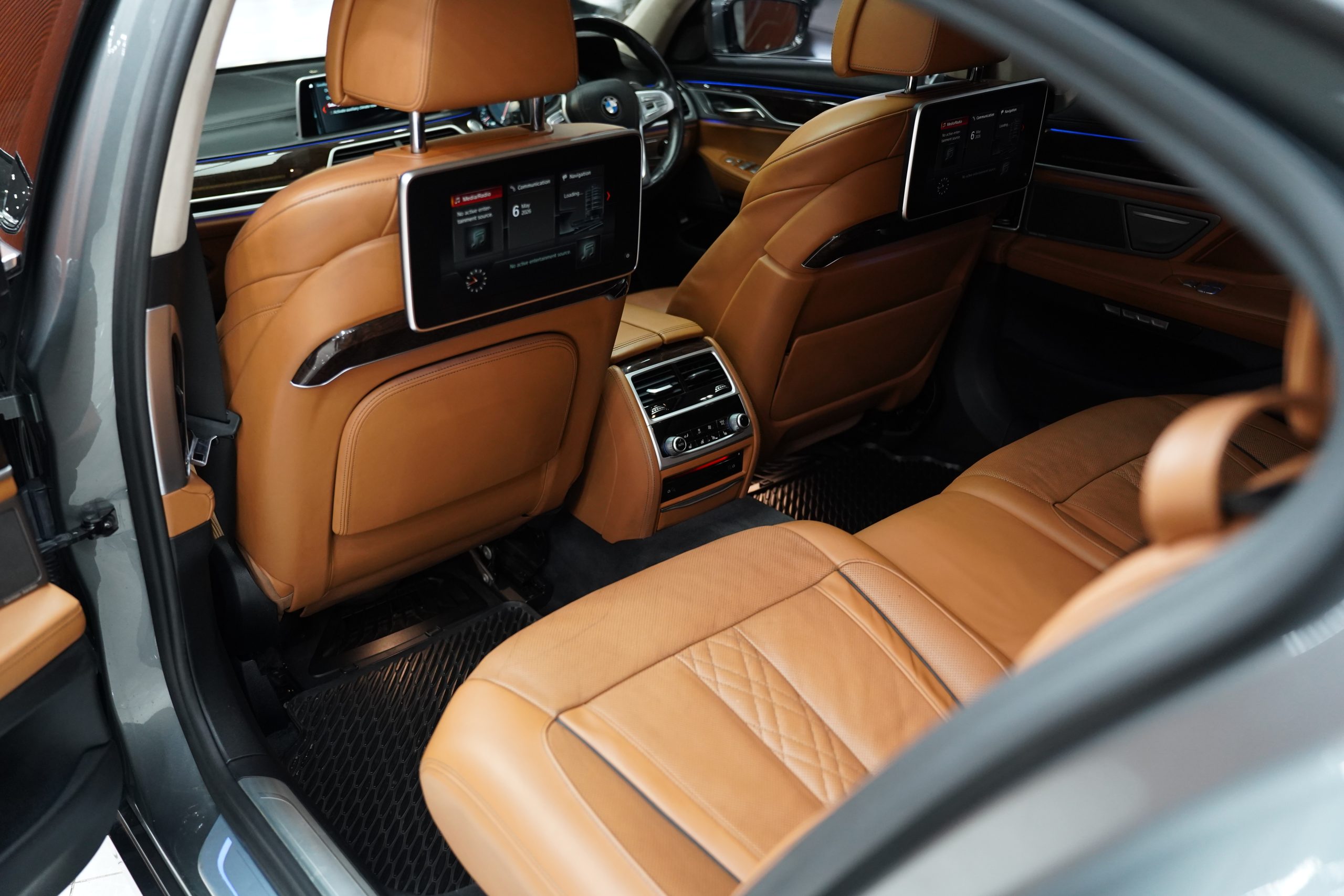 2018BMW 740Le xDrive iperformance - Image 11