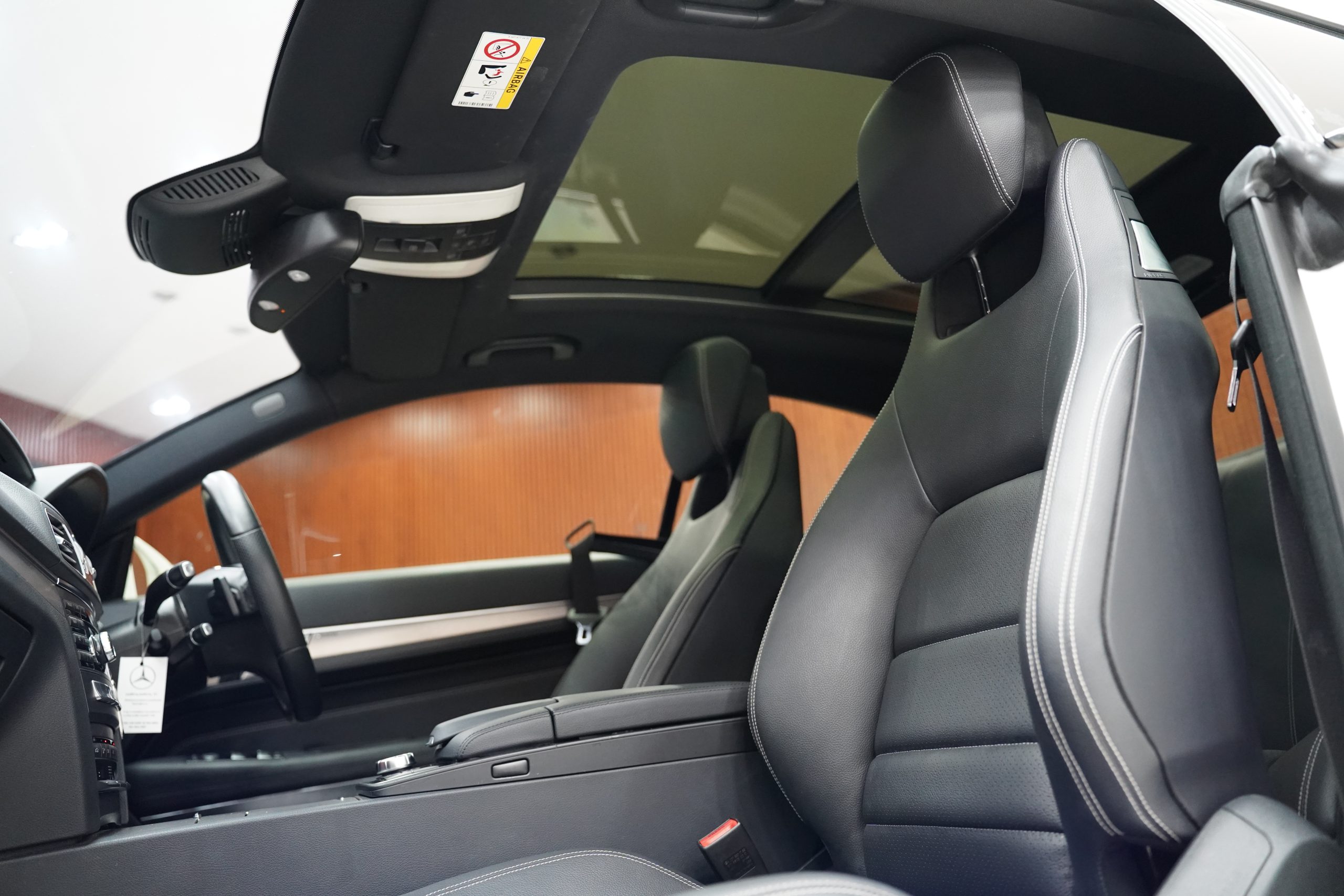 2015Mercedes-Benz E200 Coupe - Image 16
