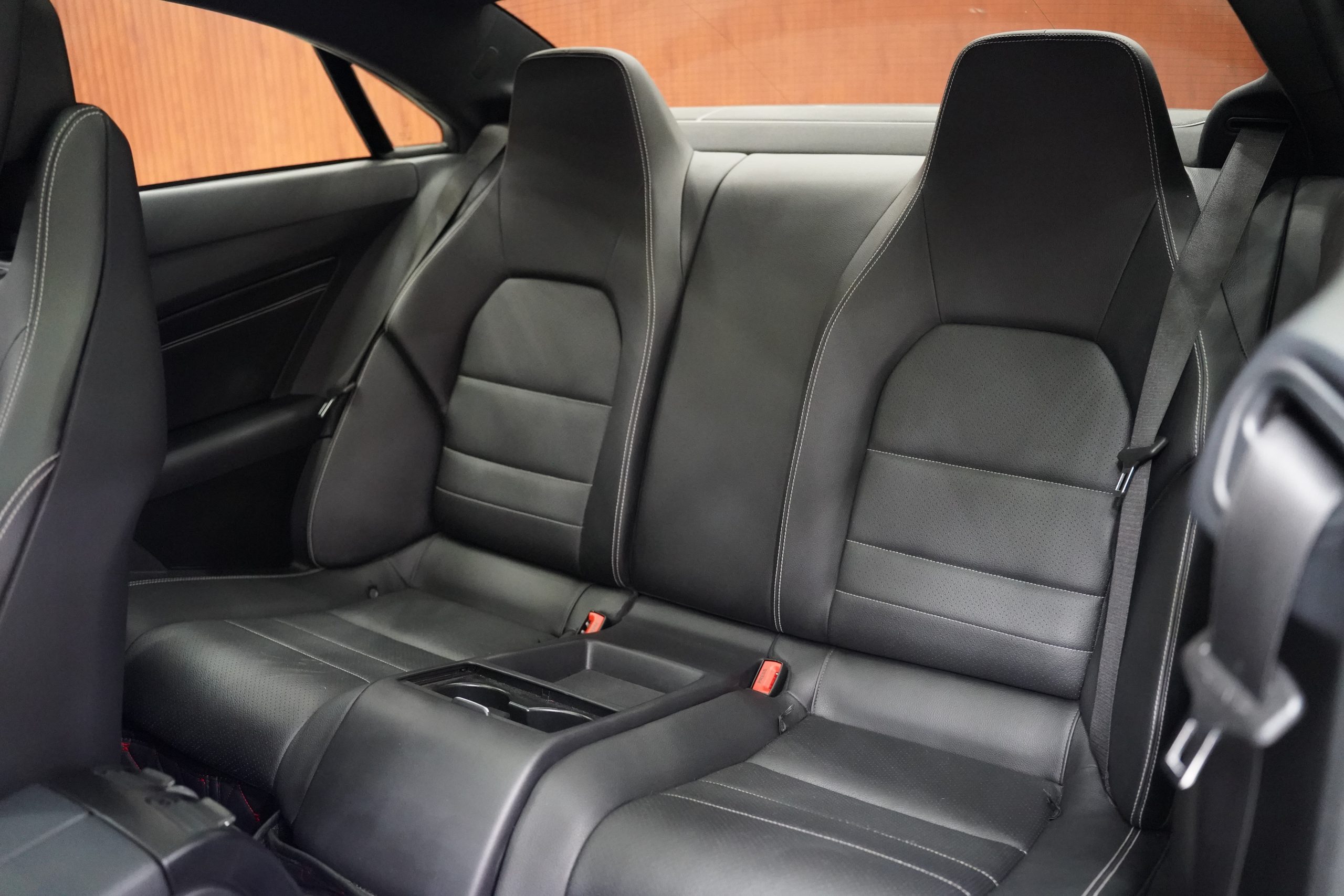 2015Mercedes-Benz E200 Coupe - Image 17