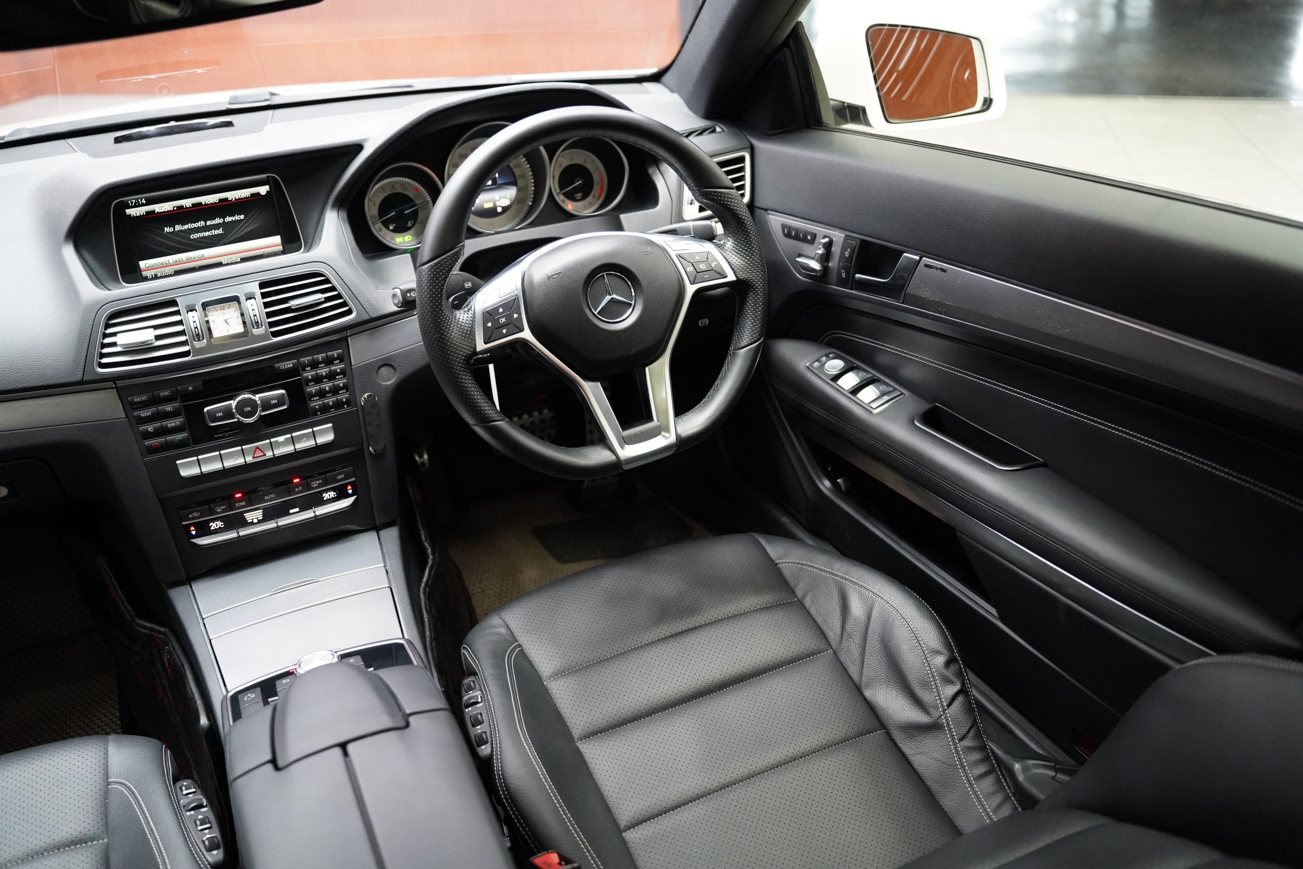 2015Mercedes-Benz E200 Coupe - Image 19