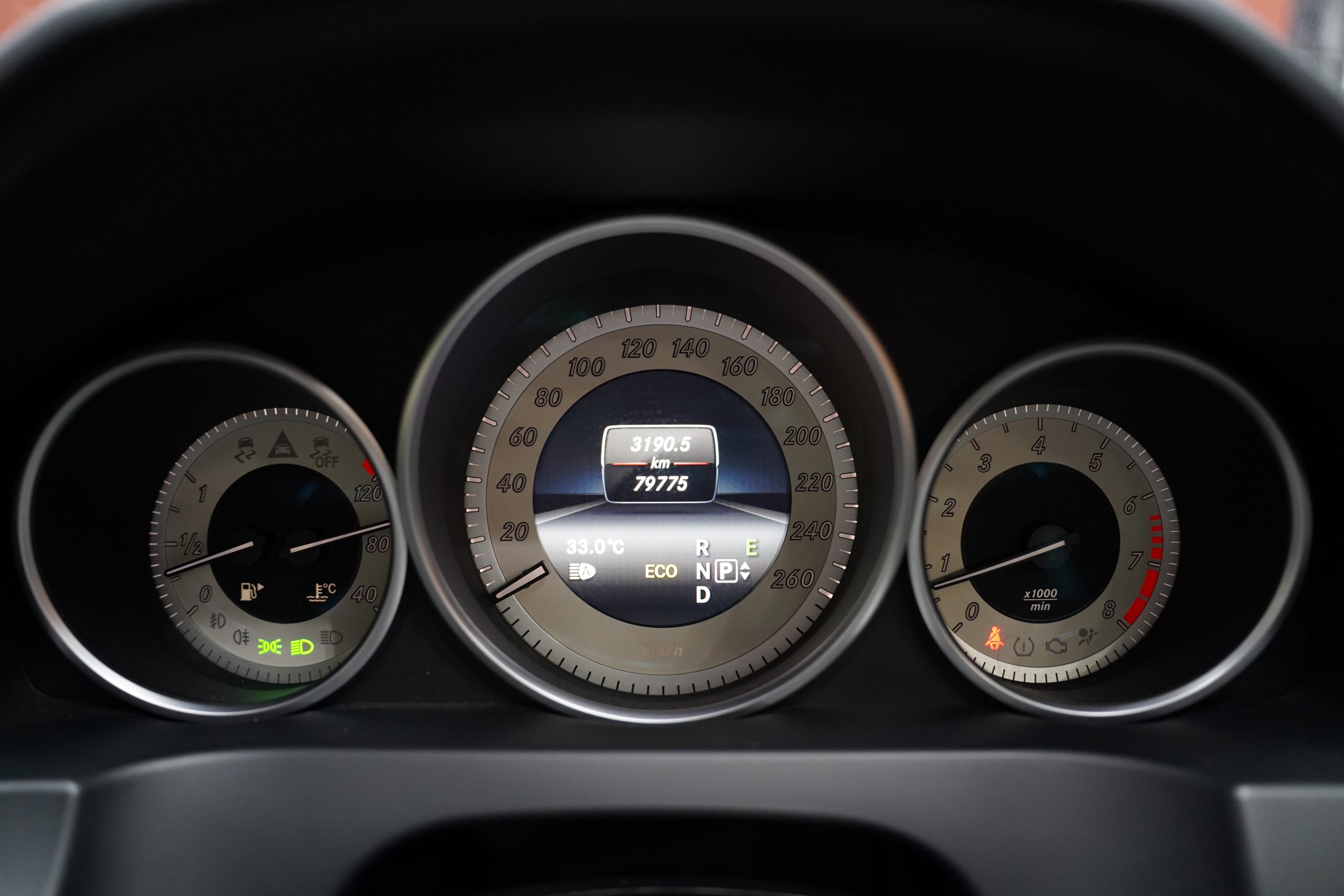 2015Mercedes-Benz E200 Coupe - Image 20