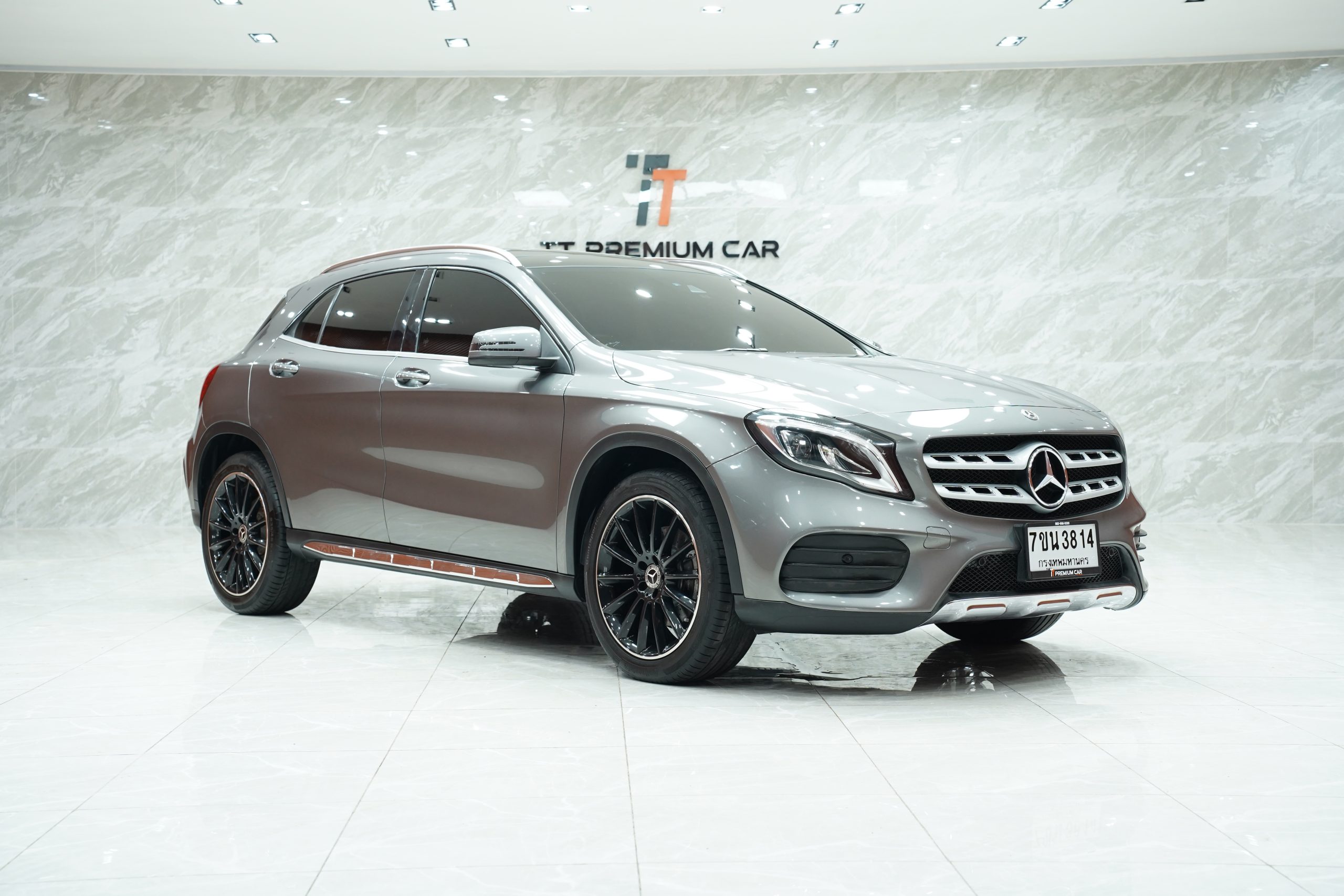 2018 Mercedes-Benz GLA250 2.0 W156 (ปี 14-20) AMG Dynamic SUV