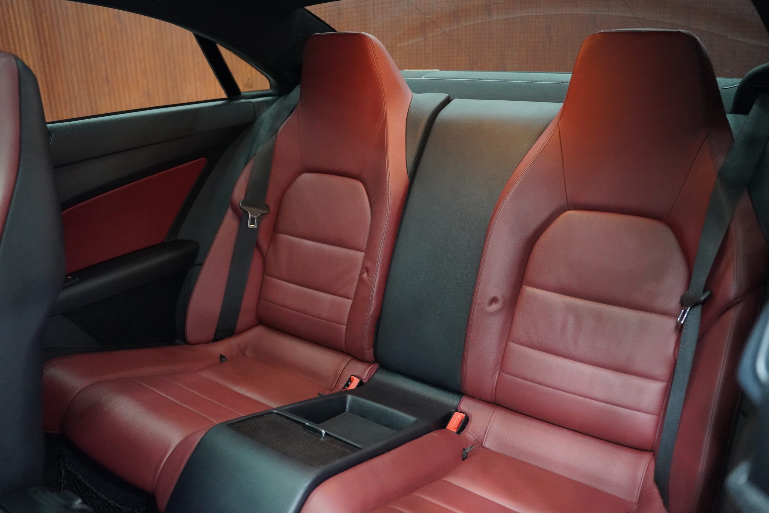 2010Mercedes-Benz E250 CGI Coupe - Image 16
