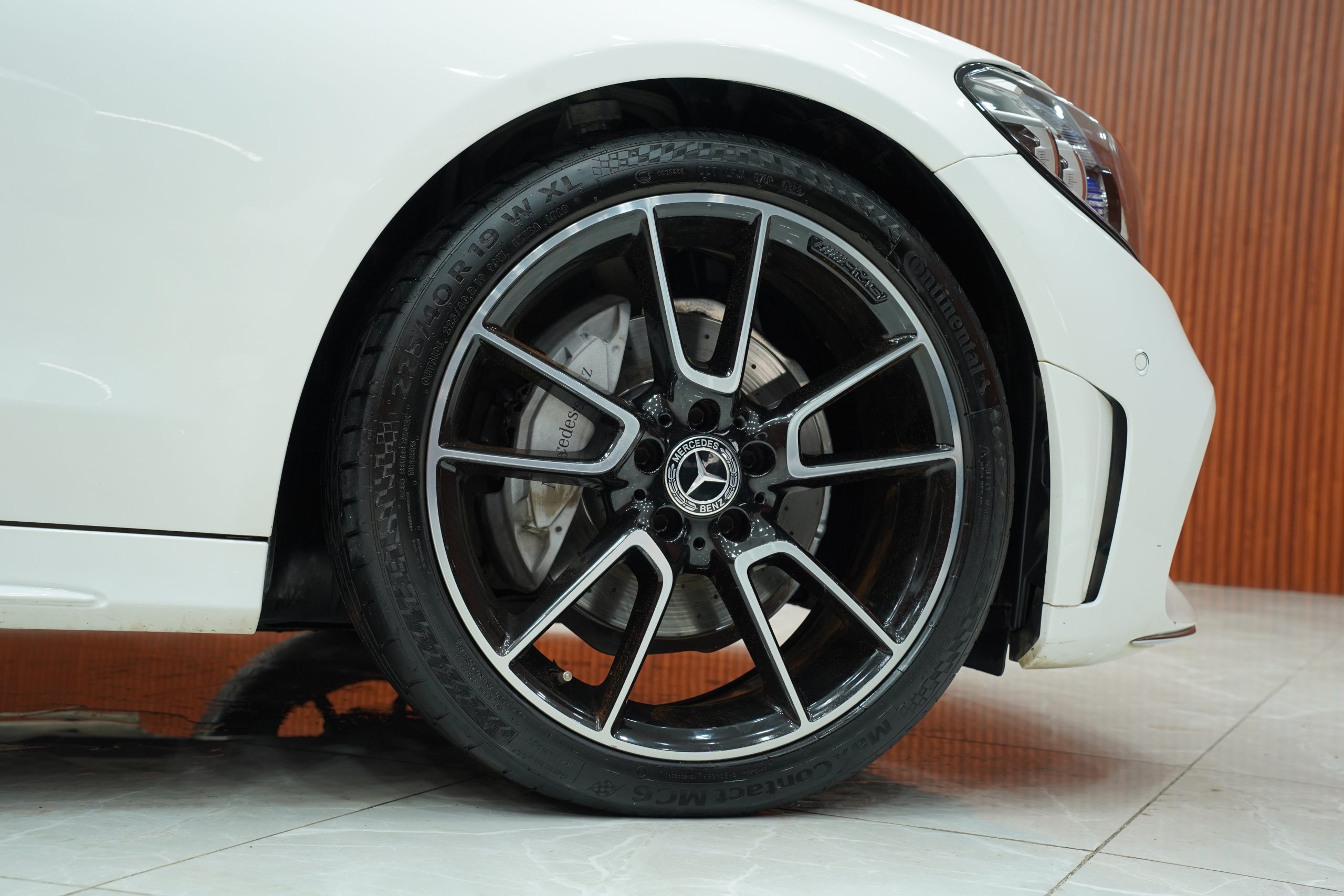 2019Mercedes-Benz C220d AMG Dynamic - Image 10
