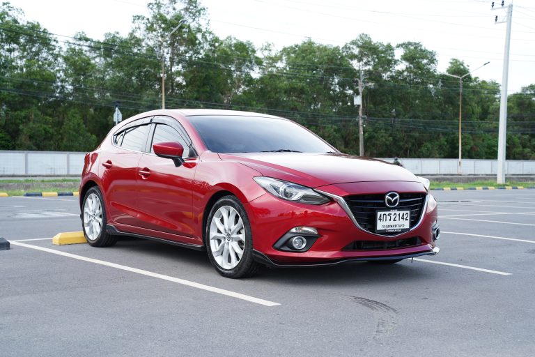2014Mazda 3 2.0s Sports Hatchback