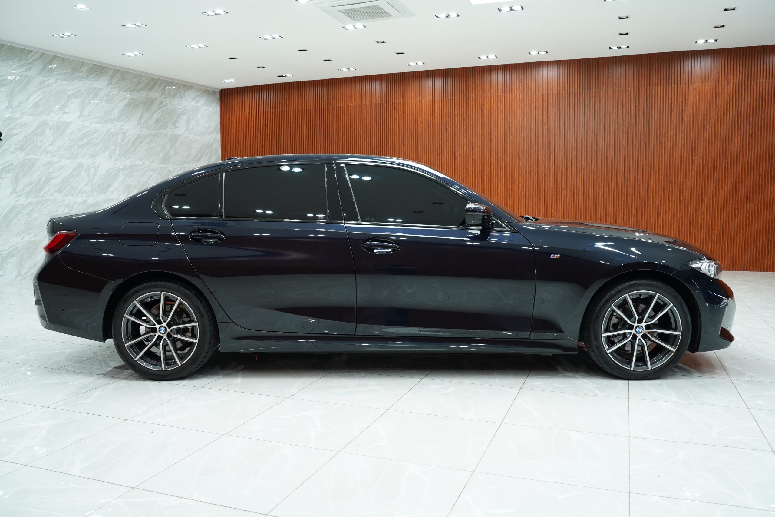 2023BMW 320Li M Sport (LCI) รุ่นปี - Image 6