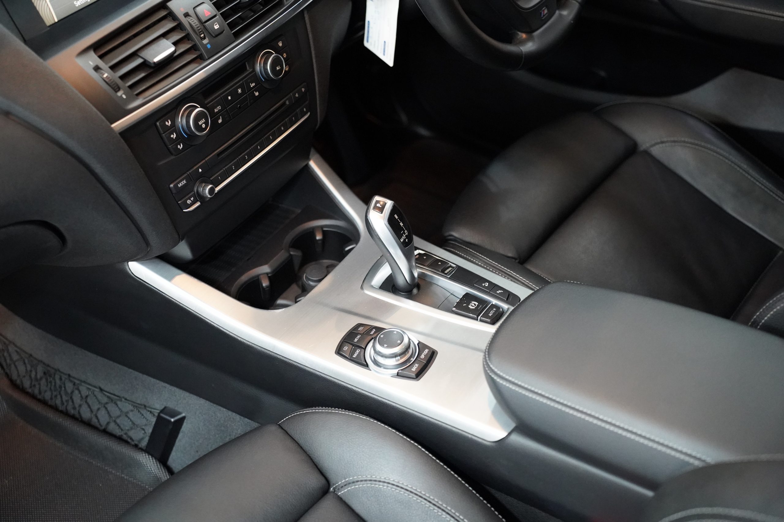 2015 BMW X3 2.0 F25 (ปี 10-17) xDrive20d Highline AWD SUV - Image 15