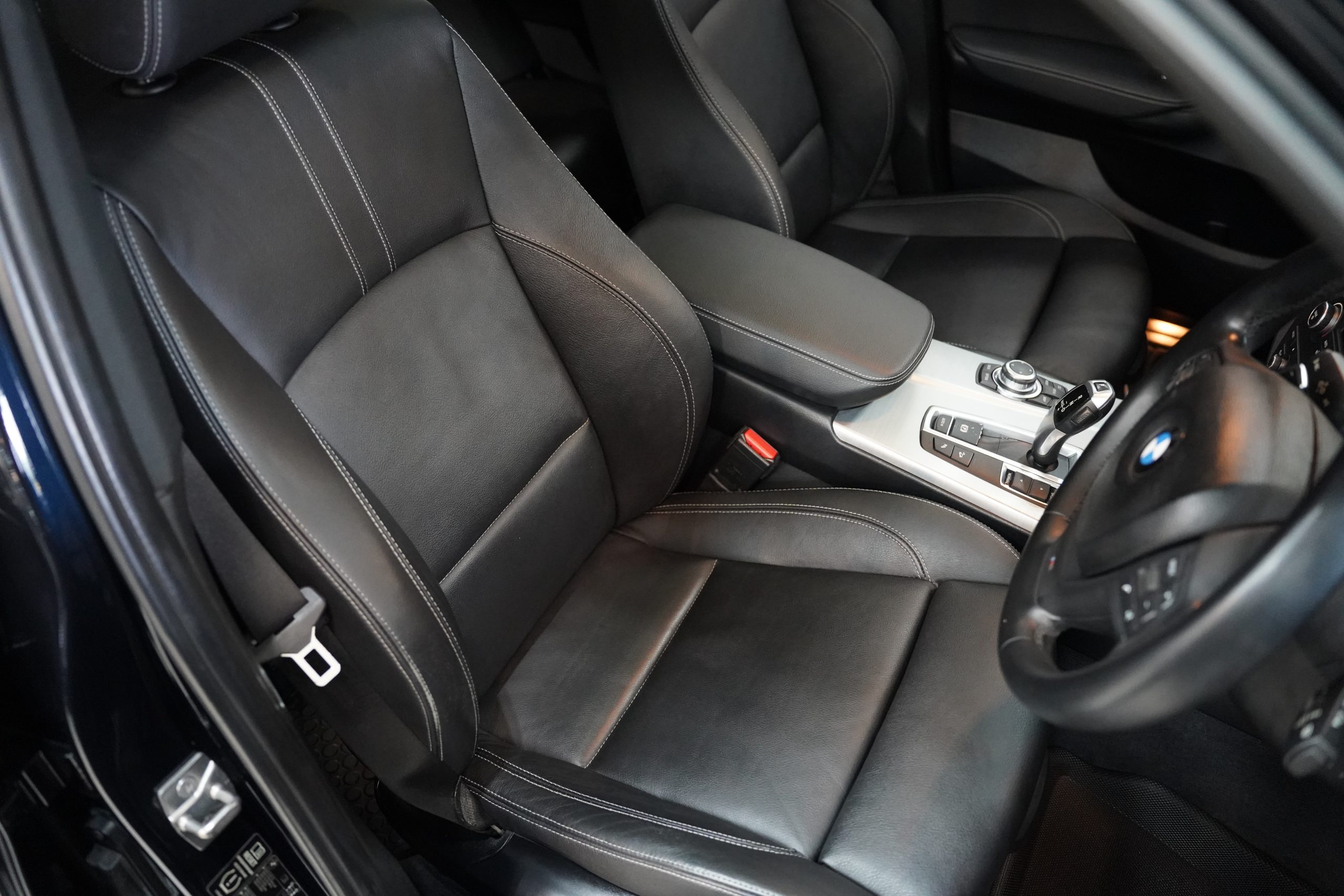 2015 BMW X3 2.0 F25 (ปี 10-17) xDrive20d Highline AWD SUV - Image 19