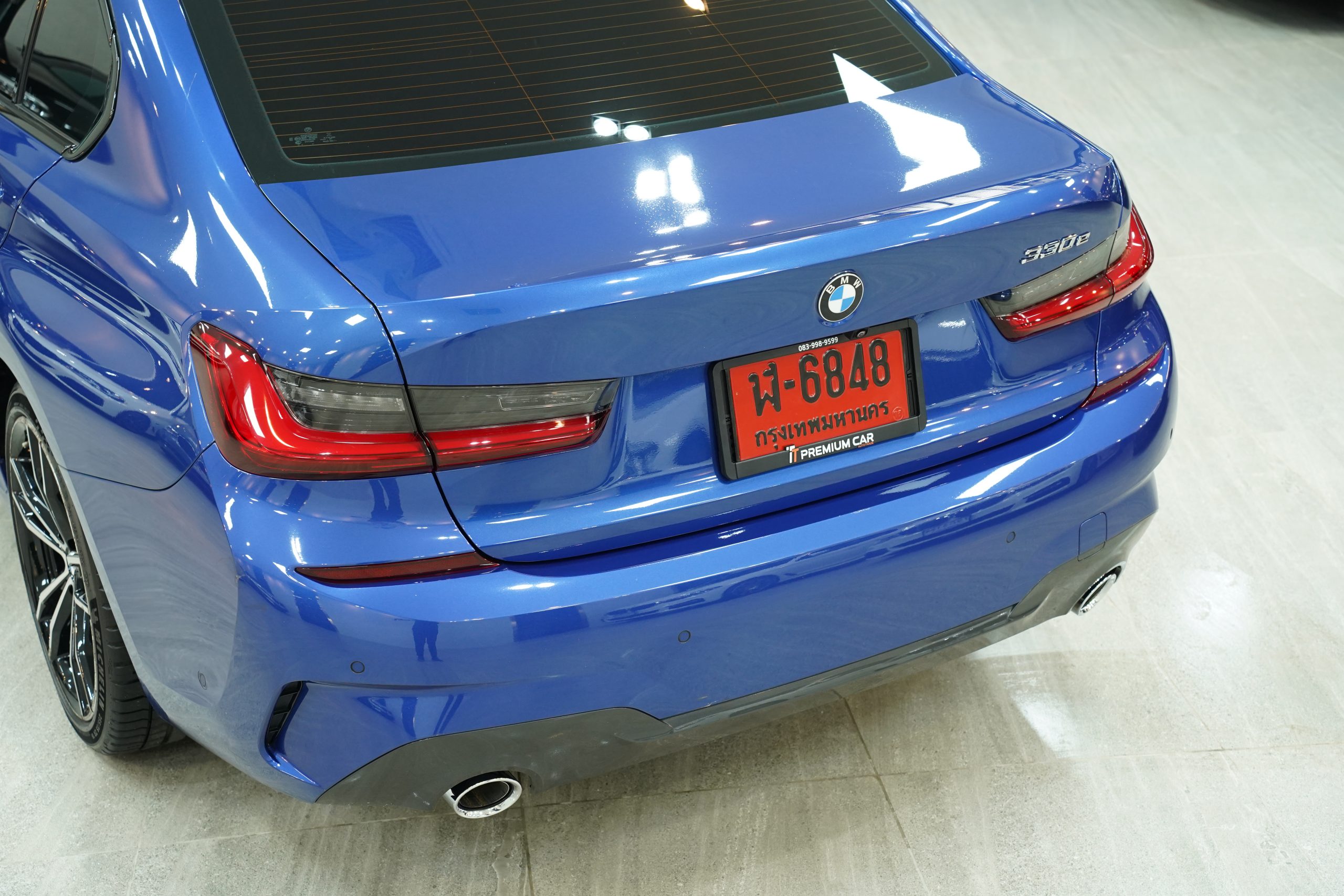 2022 BMW 330e 2.0 G20 (ปี 19-26) M Sport Sedan - Image 7