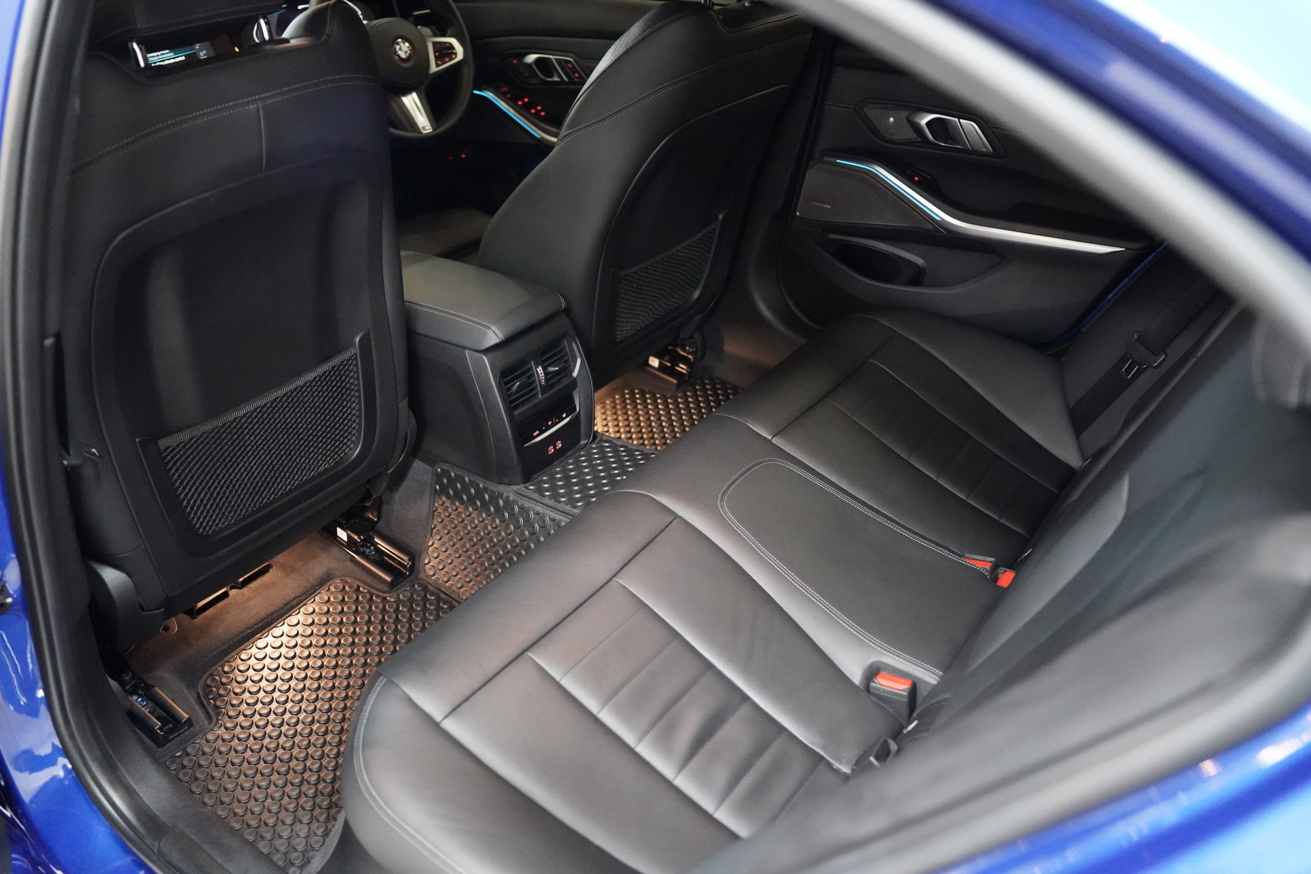 2022 BMW 330e 2.0 G20 (ปี 19-26) M Sport Sedan - Image 12