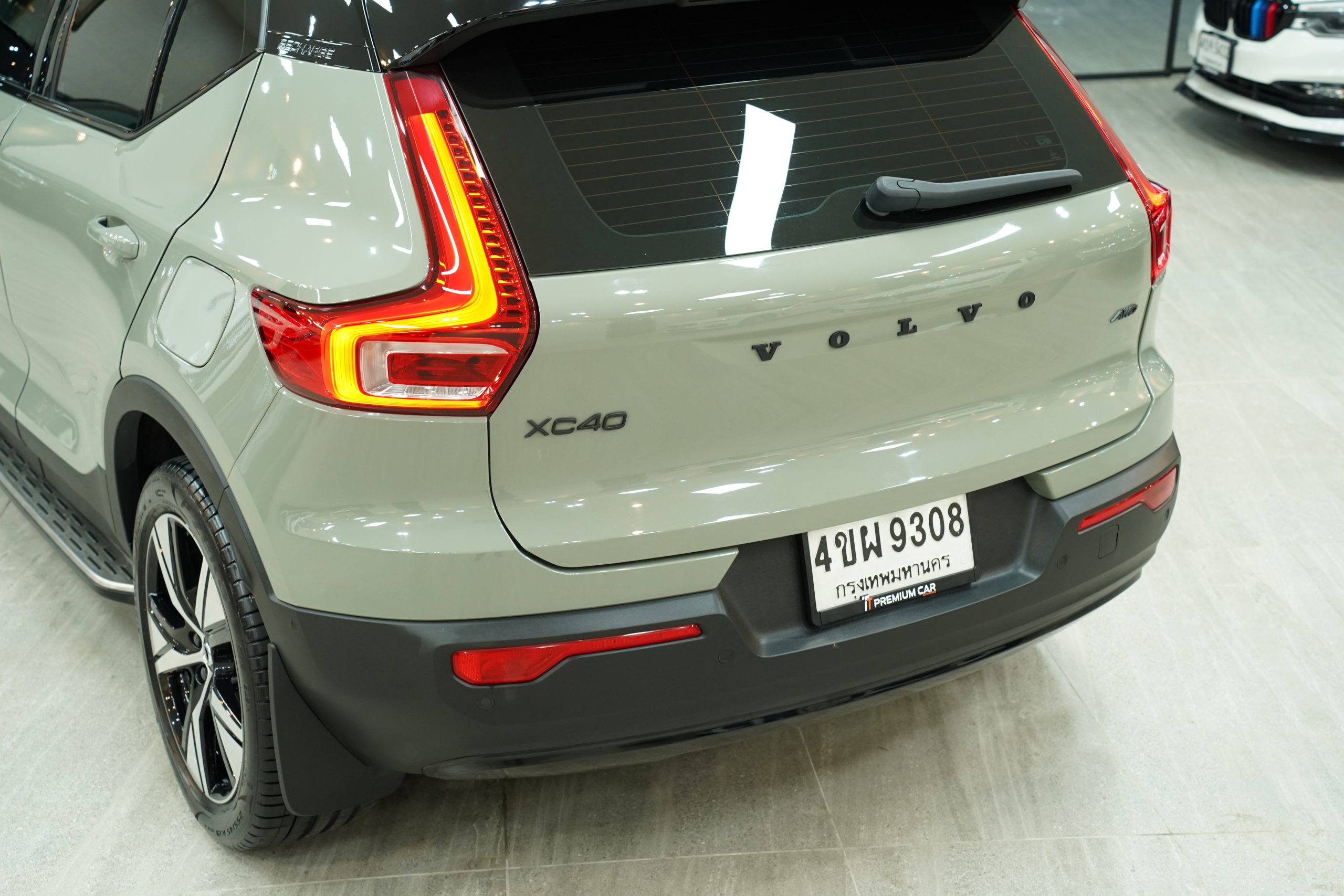 2023 Volvo XC40 (ปี 18-24) Recharge Pure Electric SUV - Image 7