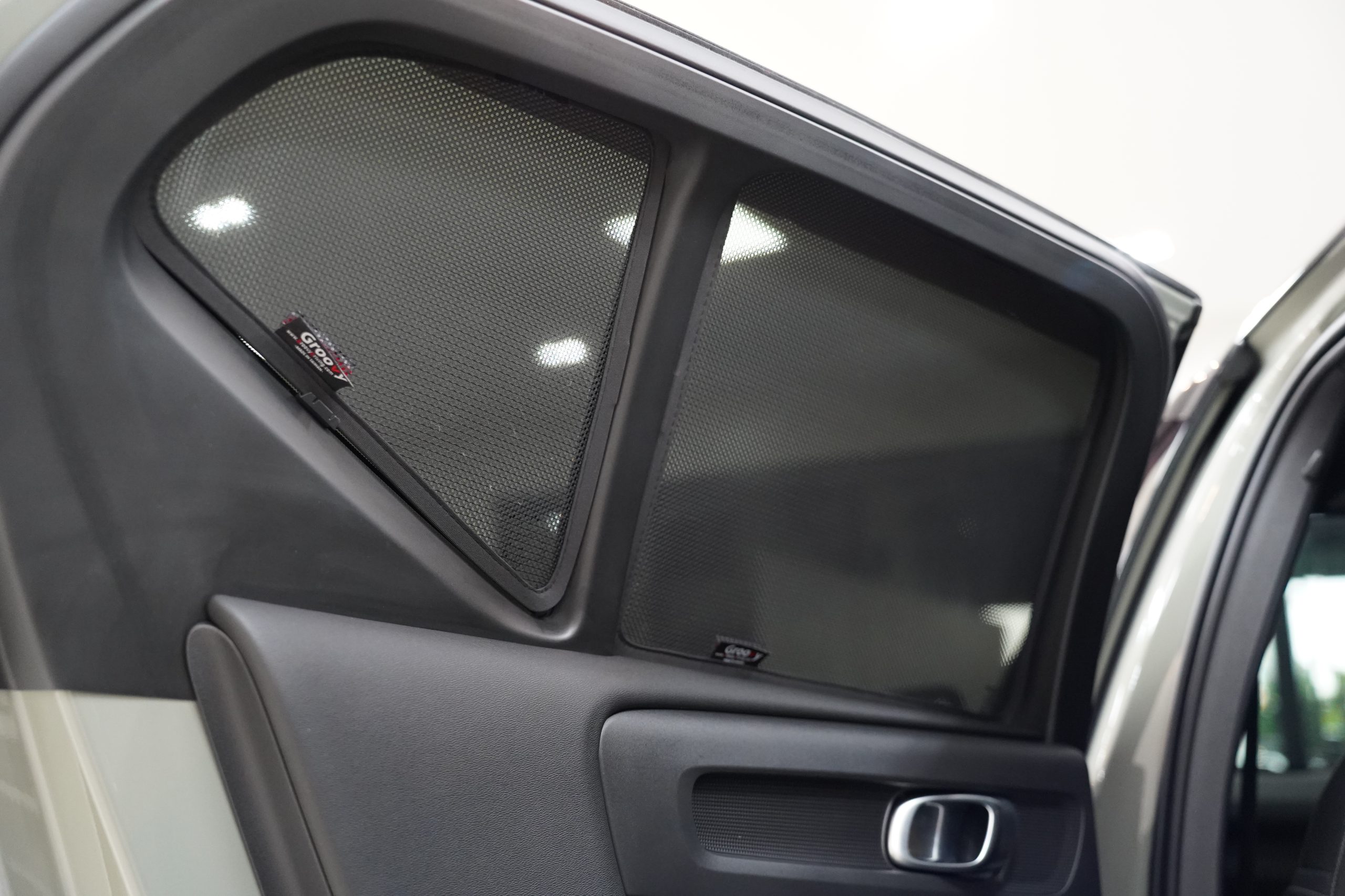 2023 Volvo XC40 (ปี 18-24) Recharge Pure Electric SUV - Image 16