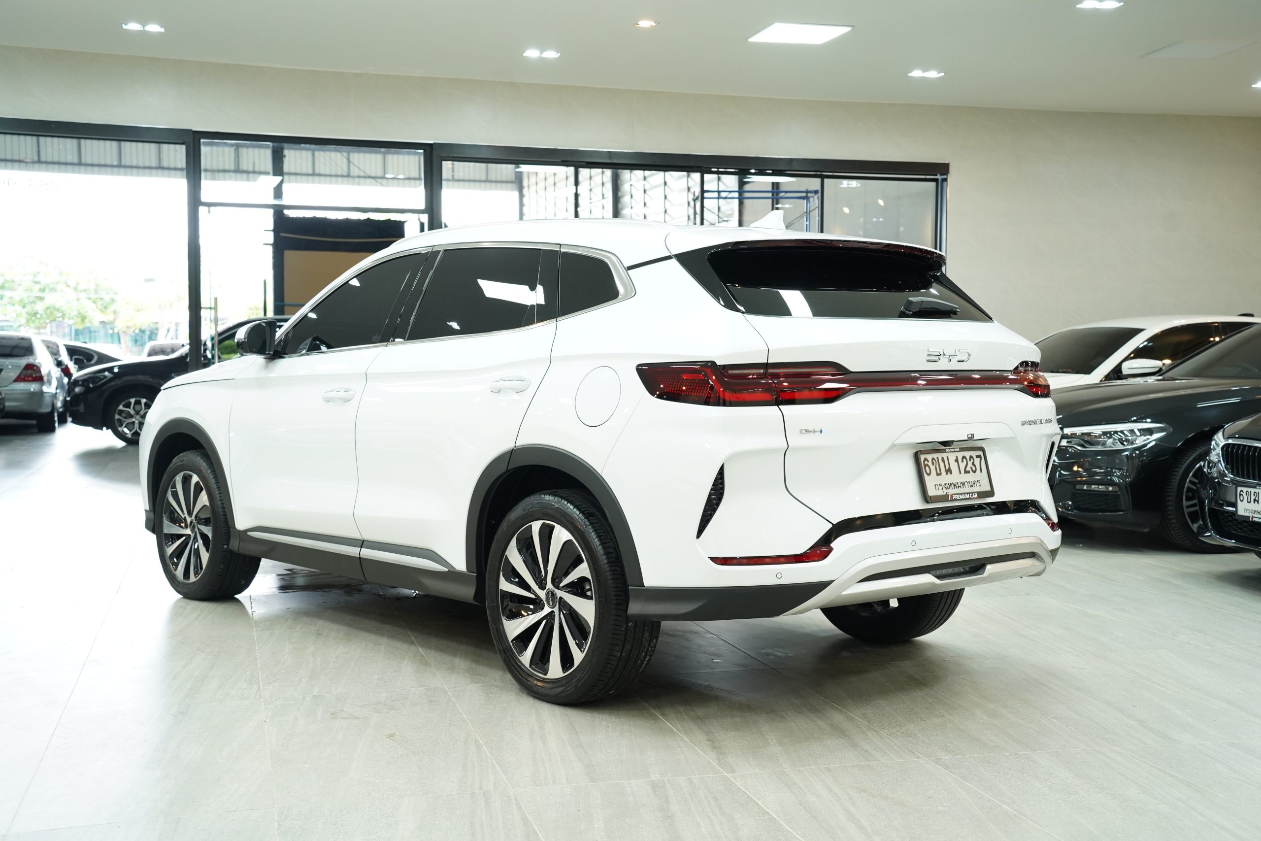 2025 BYD Sealion 6 1.5 (ปี 24-30) DM-i Premium SUV - Image 6