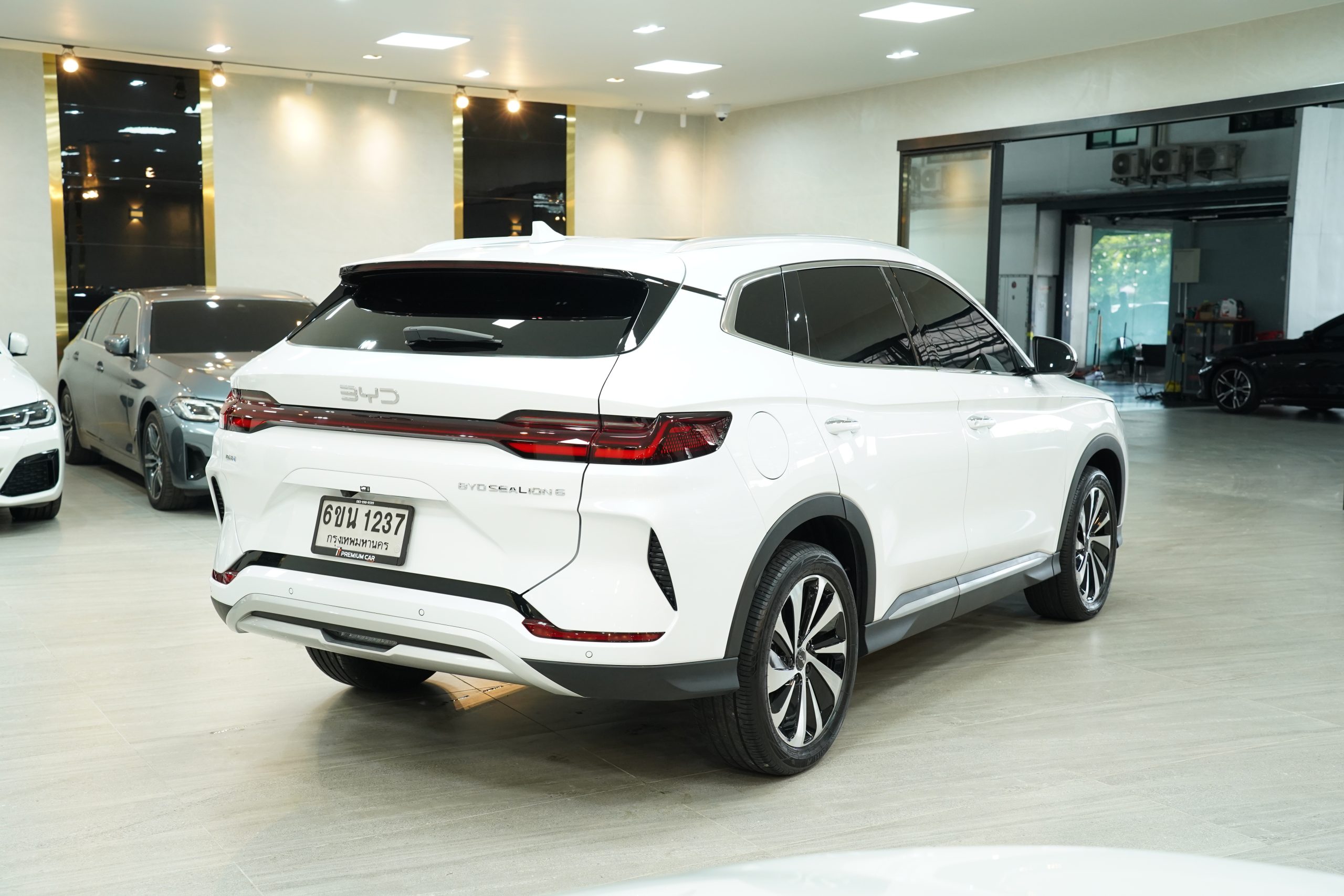 2025 BYD Sealion 6 1.5 (ปี 24-30) DM-i Premium SUV - Image 8