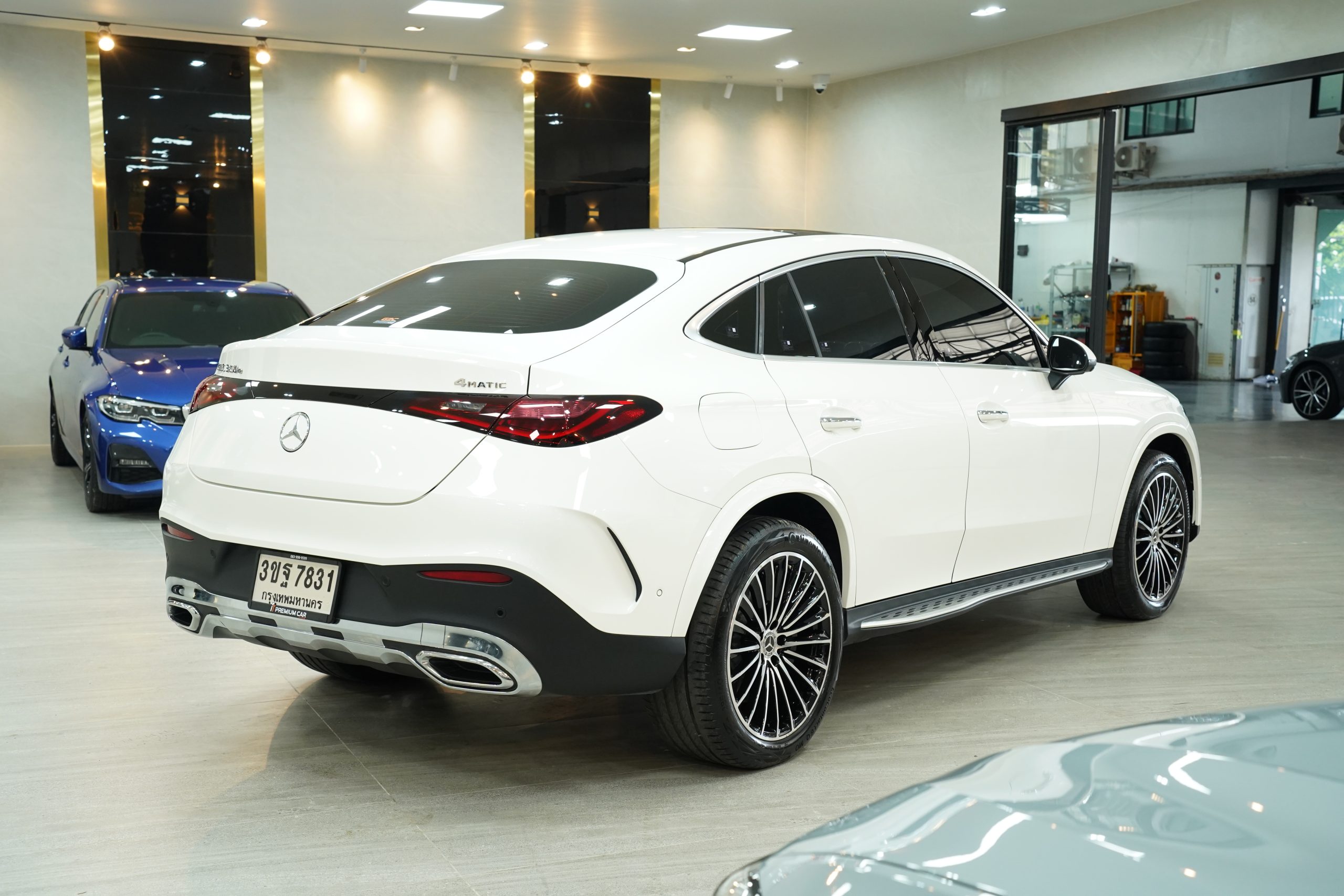 2025 Mercedes-Benz GLC350 2.0 W254 (ปี 23-30) e 4MATIC AMG Dynamic AWD Coupe - Image 8