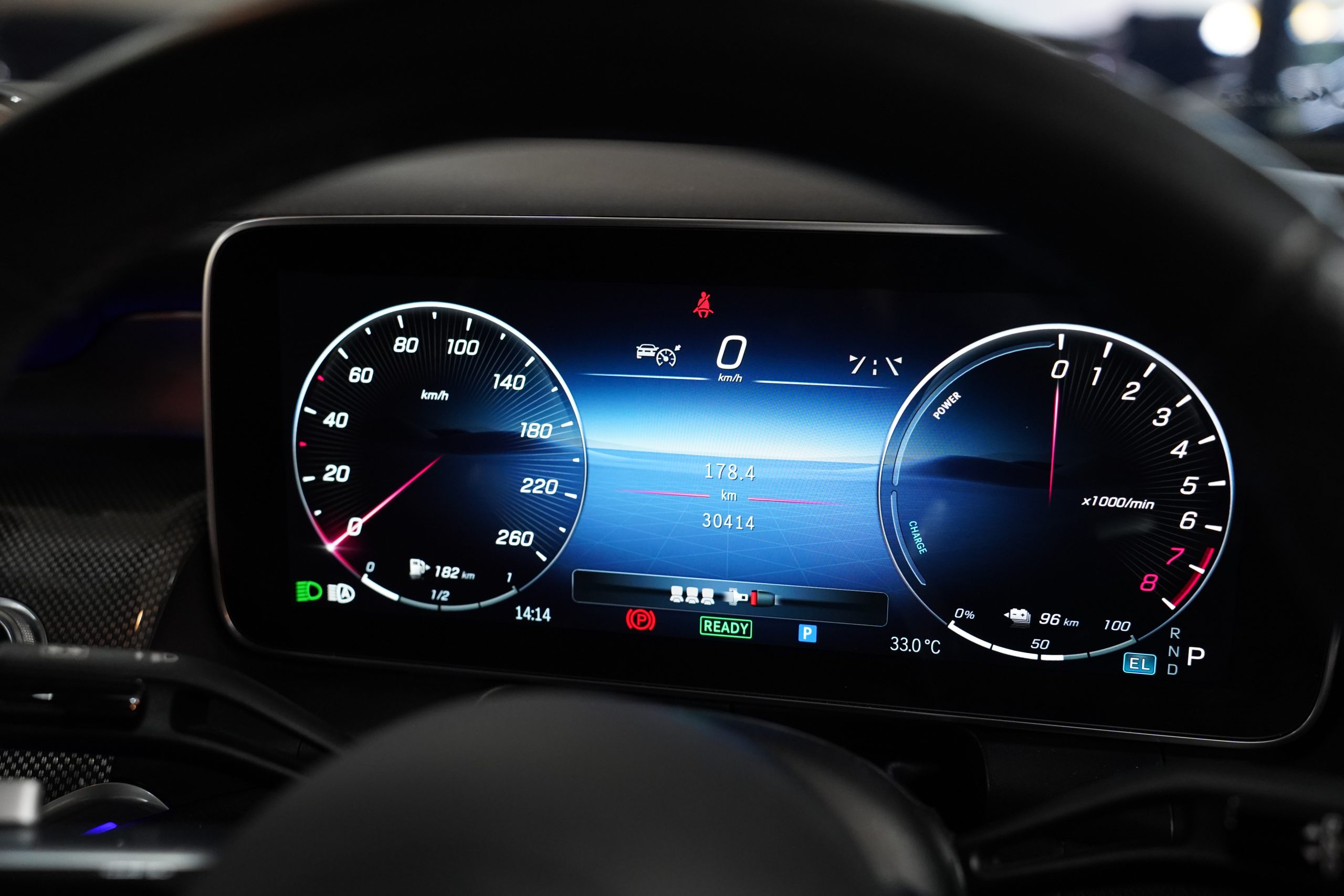 2025 Mercedes-Benz GLC350 2.0 W254 (ปี 23-30) e 4MATIC AMG Dynamic AWD Coupe - Image 19