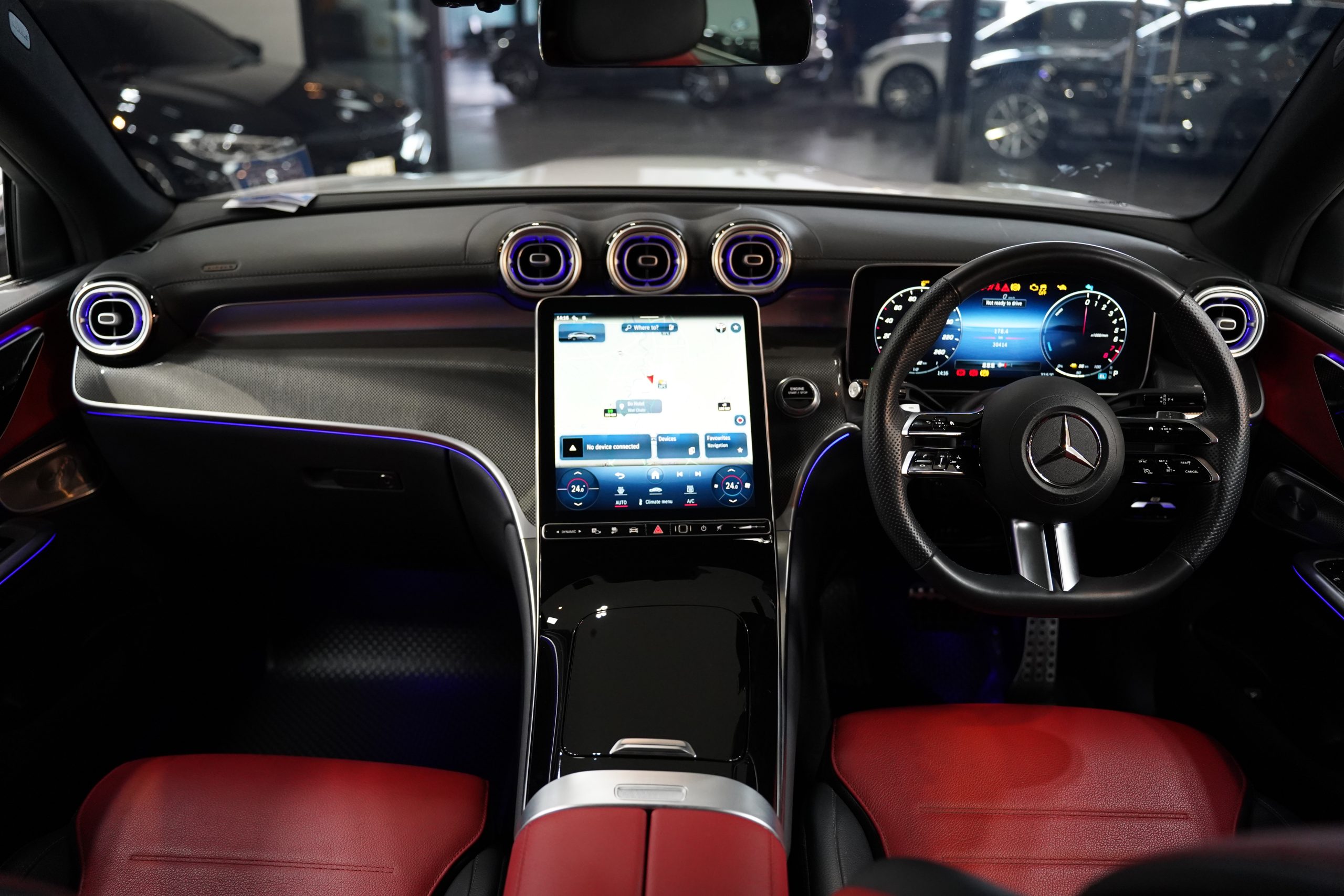 2025 Mercedes-Benz GLC350 2.0 W254 (ปี 23-30) e 4MATIC AMG Dynamic AWD Coupe - Image 22